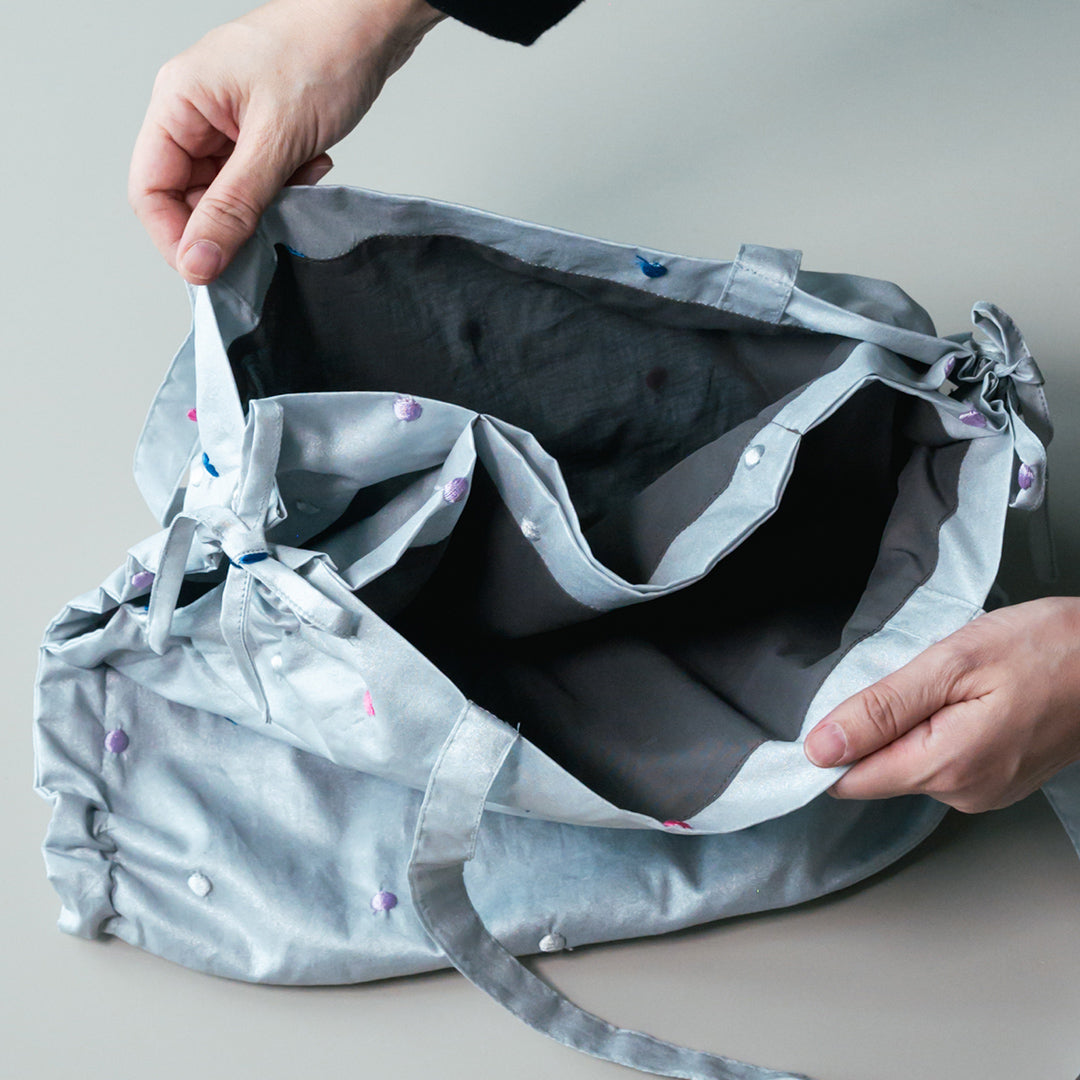 SCRUNCHY TOTE