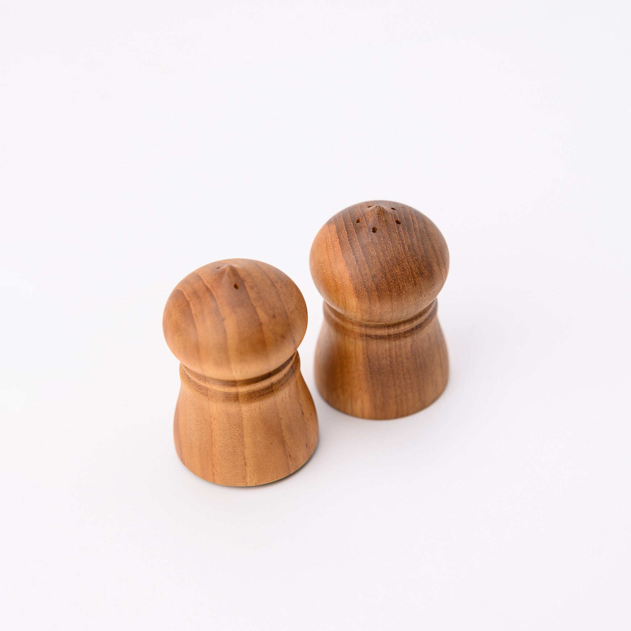 SALT & PEPPER DISPENSER (TEAK)