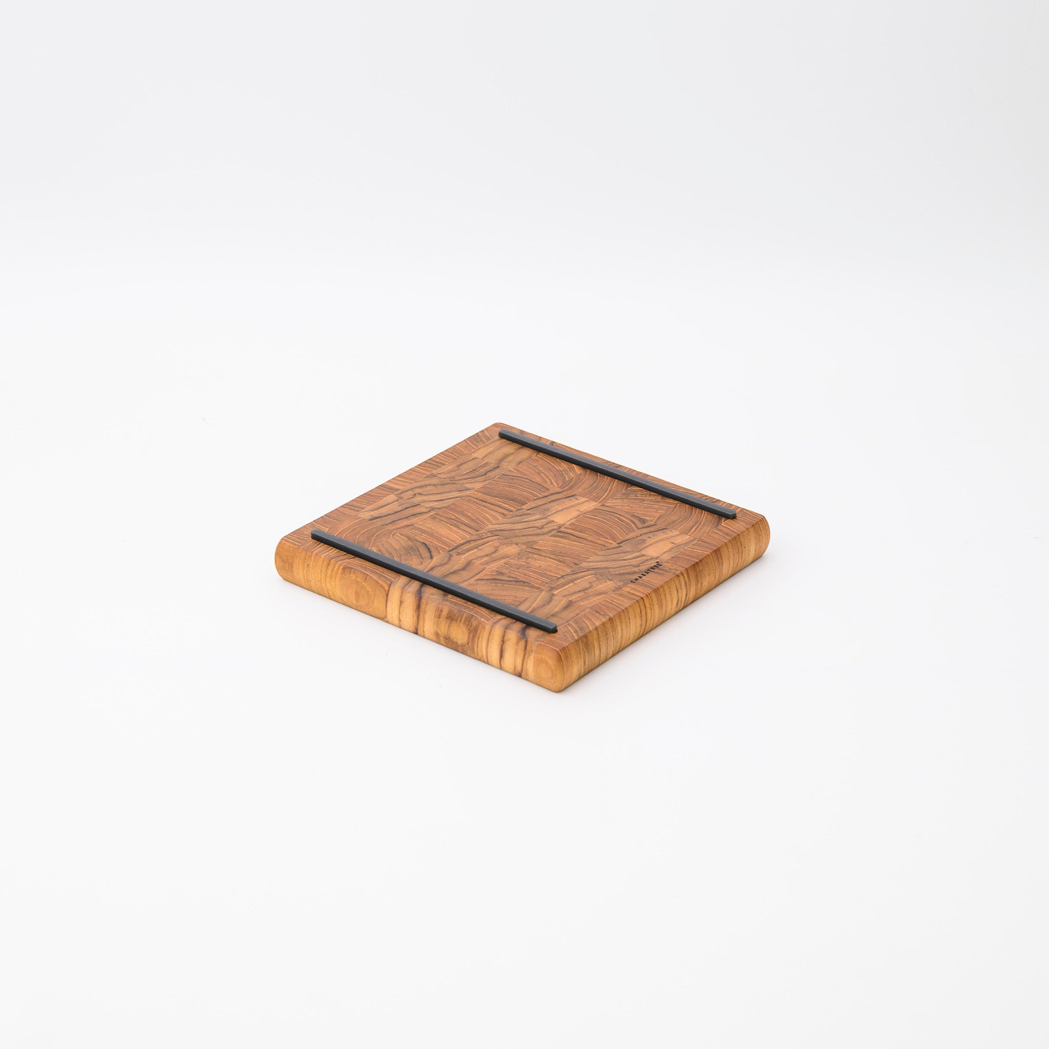 BISCUIT CUTTING BOARD SQUARE 20
