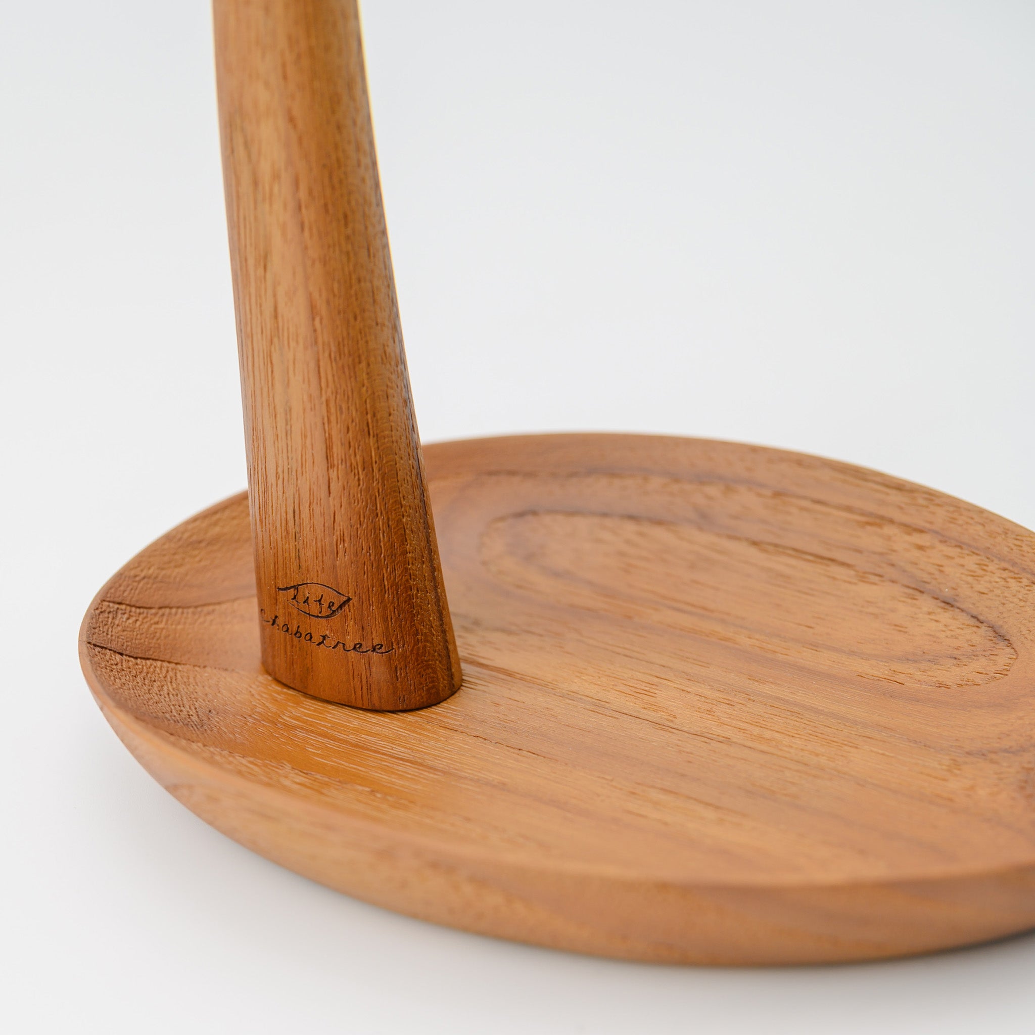 LIFE ACCESSORIES HANGER