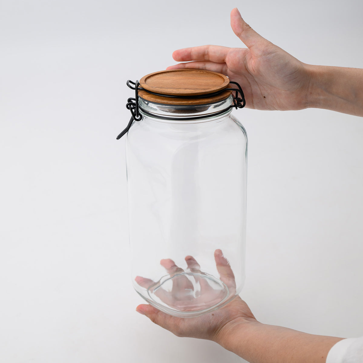 LIMPID AIR LOCKED JAR 2100 CC.