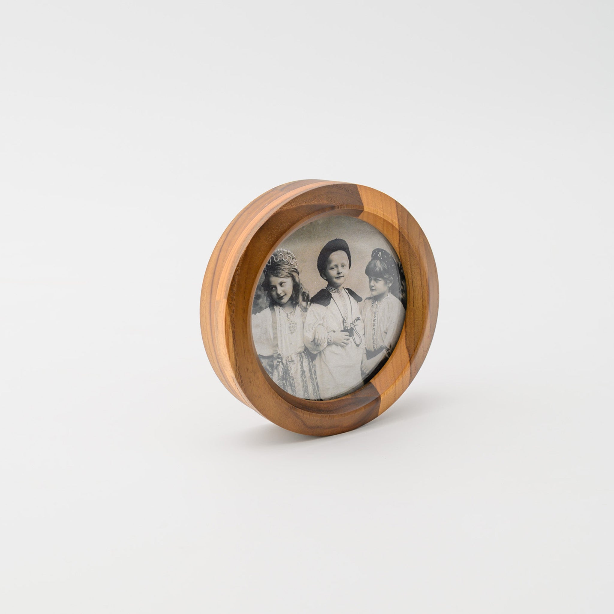 TINY MEMORY ROUND PHOTO FRAME 4R