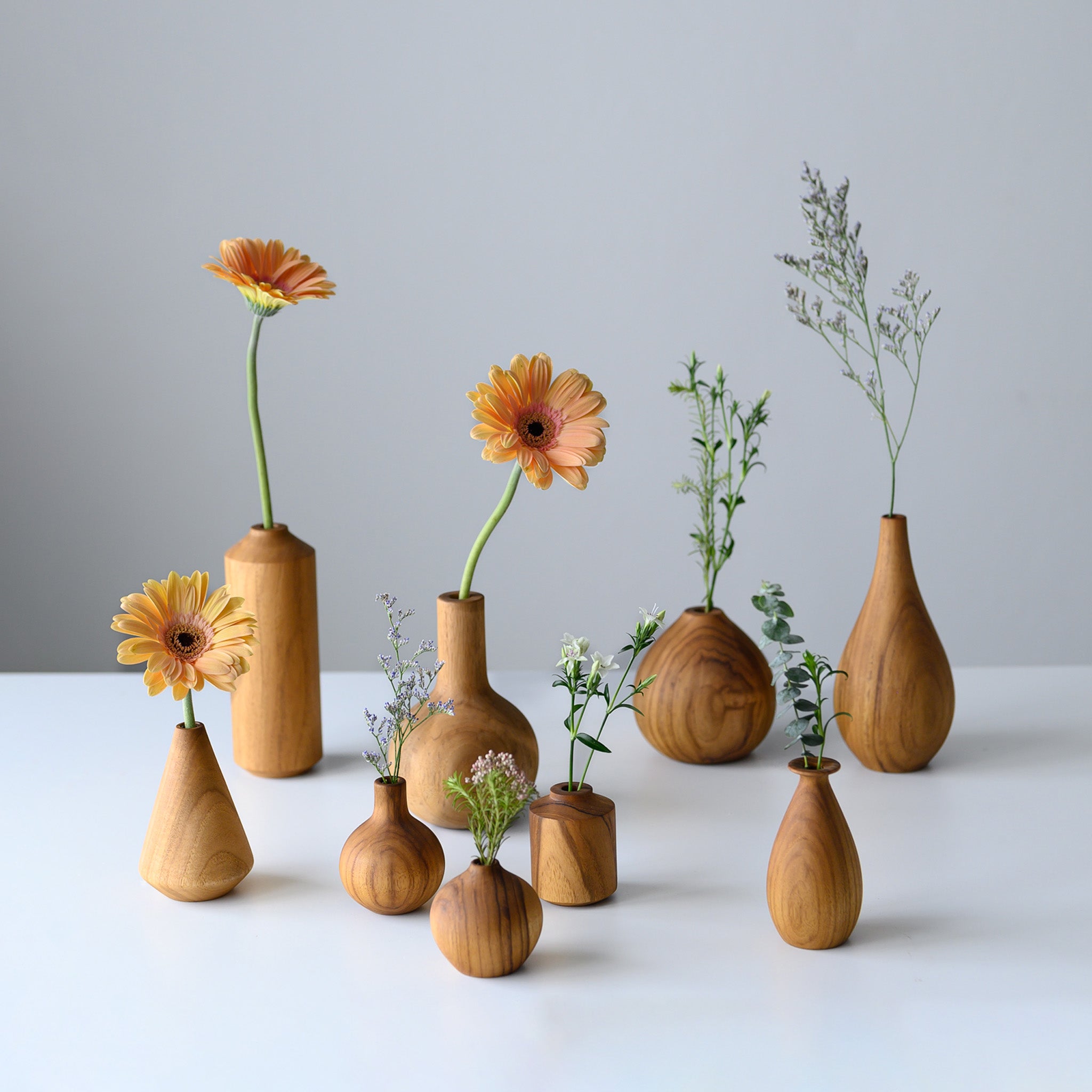 FLOWER VASE TYPE B 17 CM.(TEAK)
