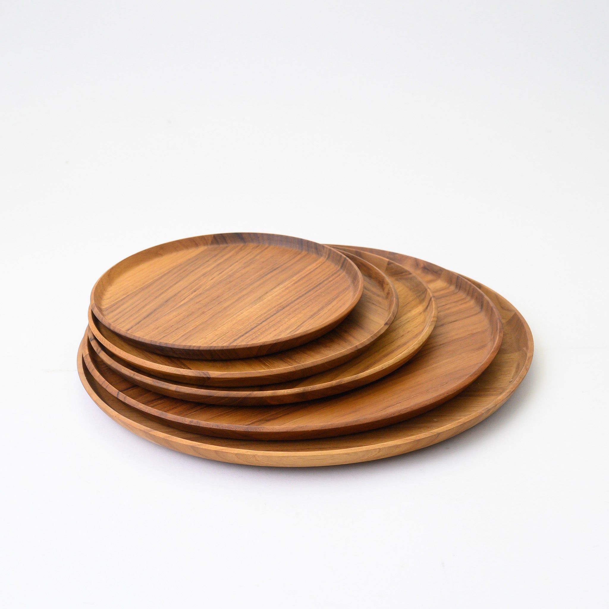 BLANCHE ROUND TRAY 26 CM. (TEAK)