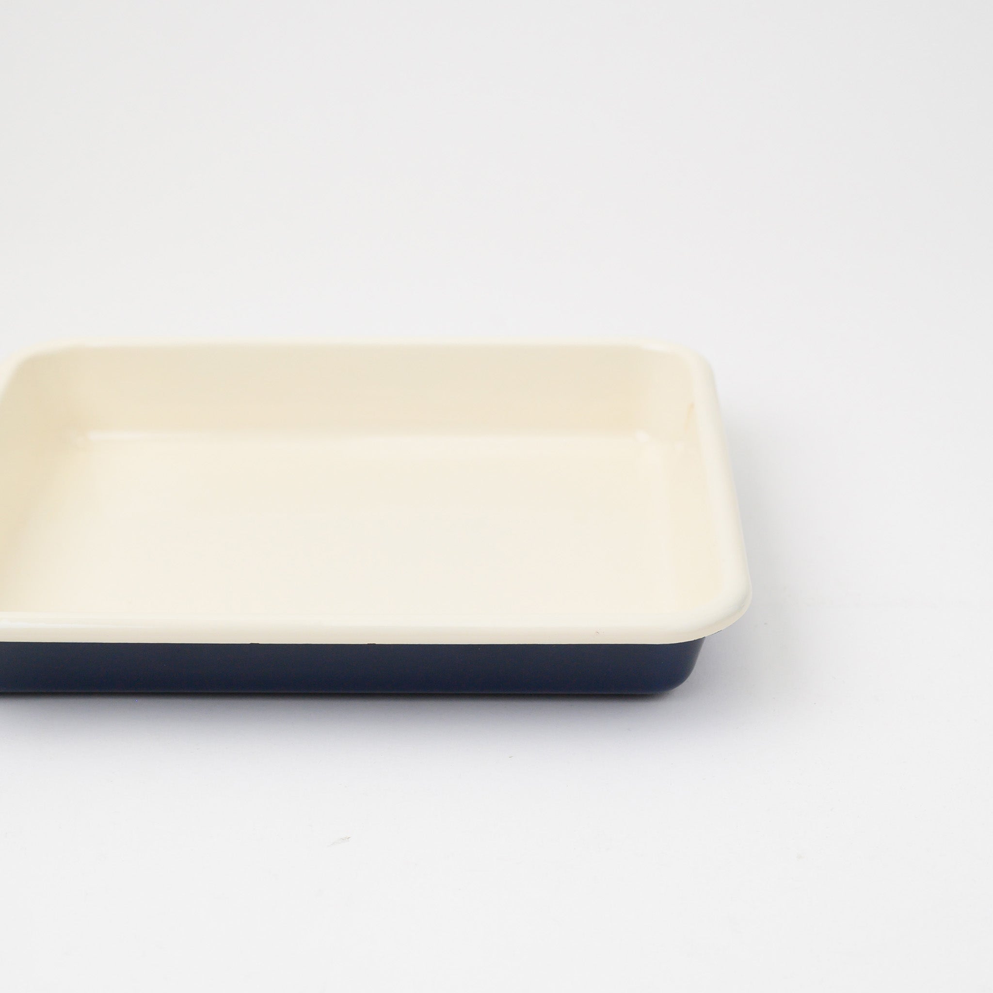 ENAMEL BAKING TRAY MID – BLUE SIZE L