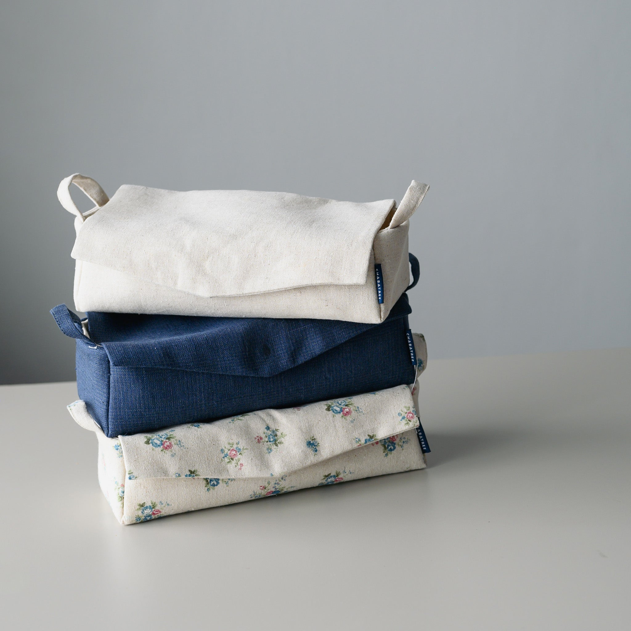 ORGANIZER POUCHES