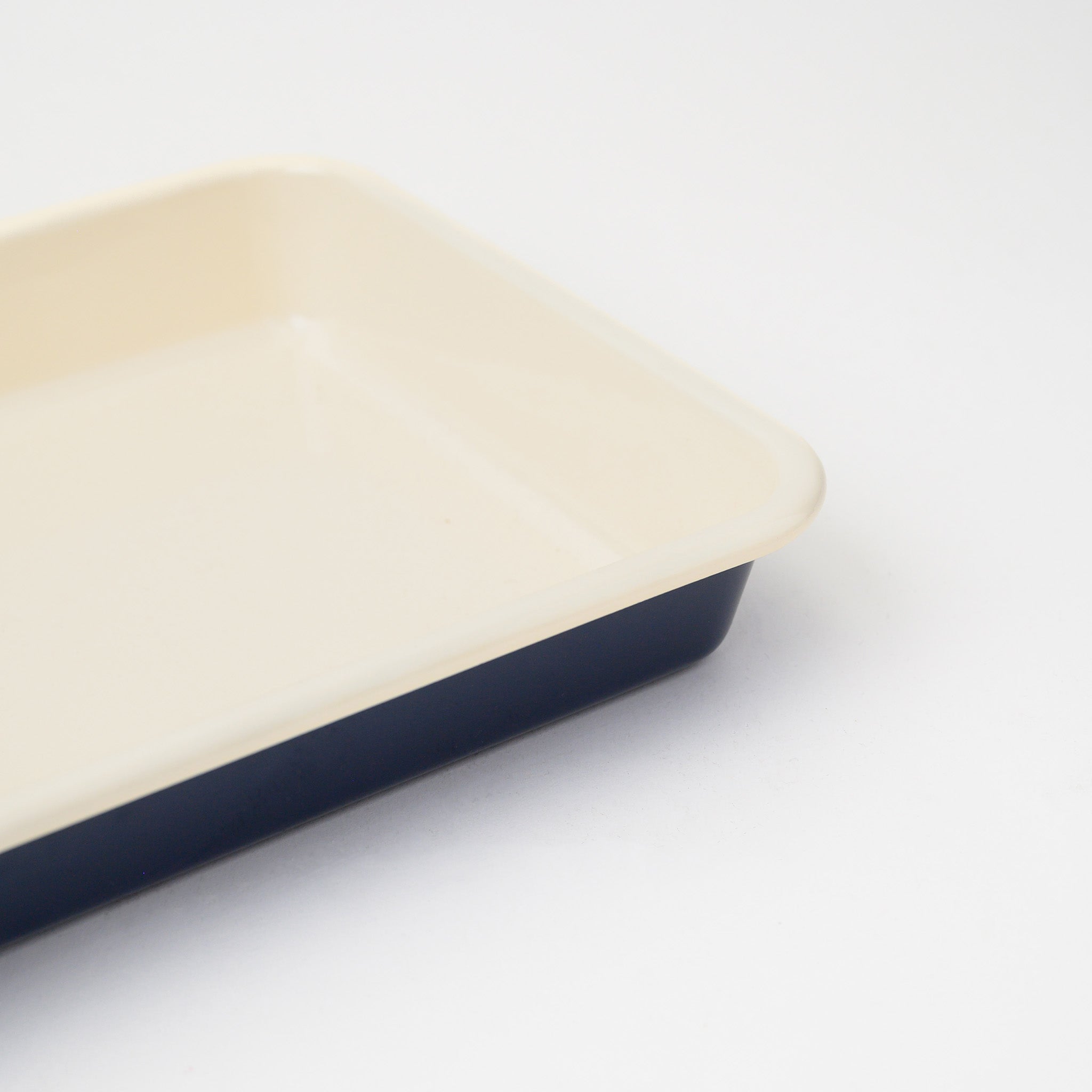 ENAMEL BAKING TRAY MID – BLUE SIZE L