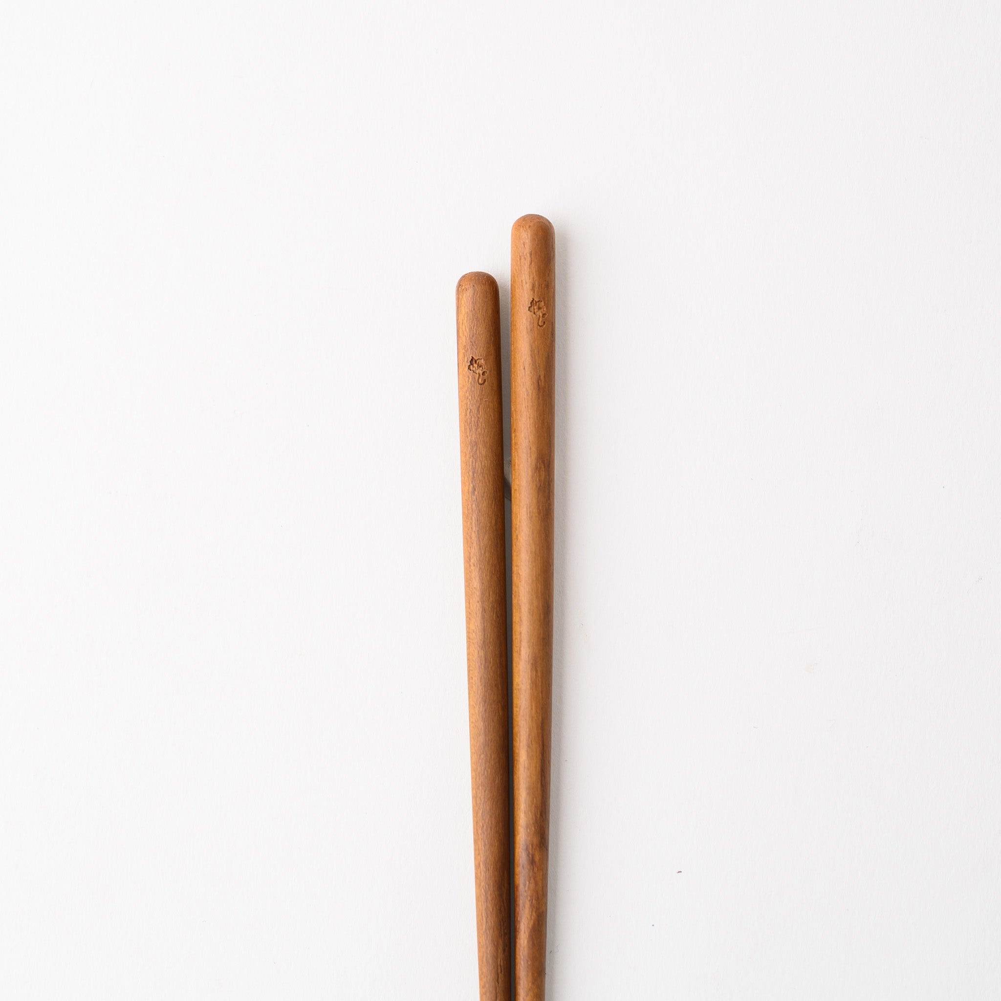 CHOPSTICKS (CHABA)
