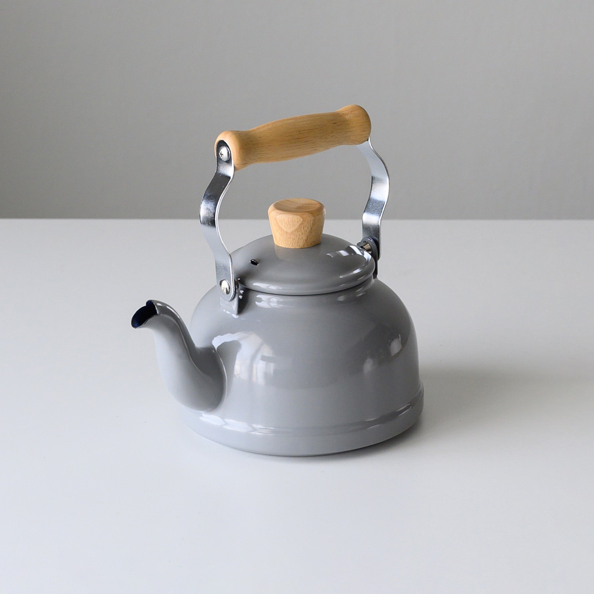 COTTON 1.6 LTR. TEA KETTLE (LIGHT GRAY)