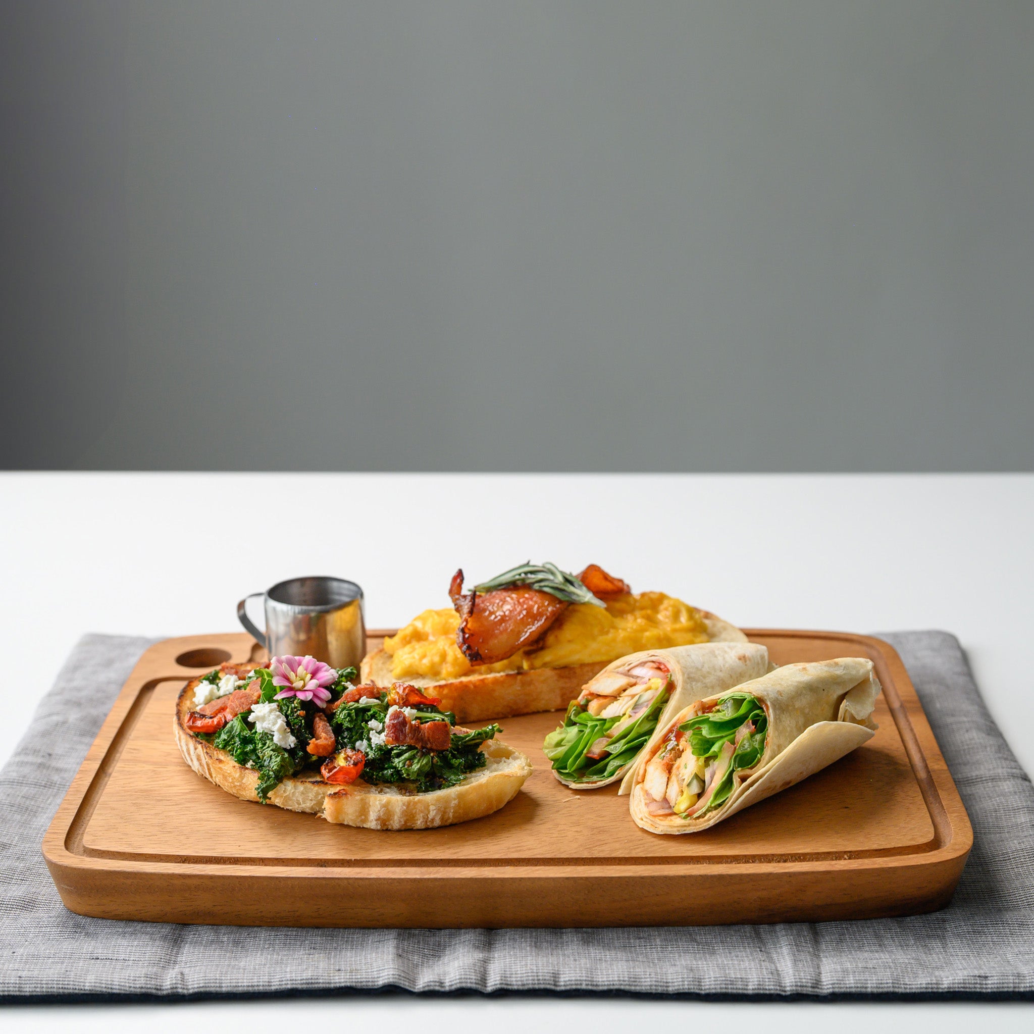 LIMPID CUTTING BOARD L WITH GROOVE