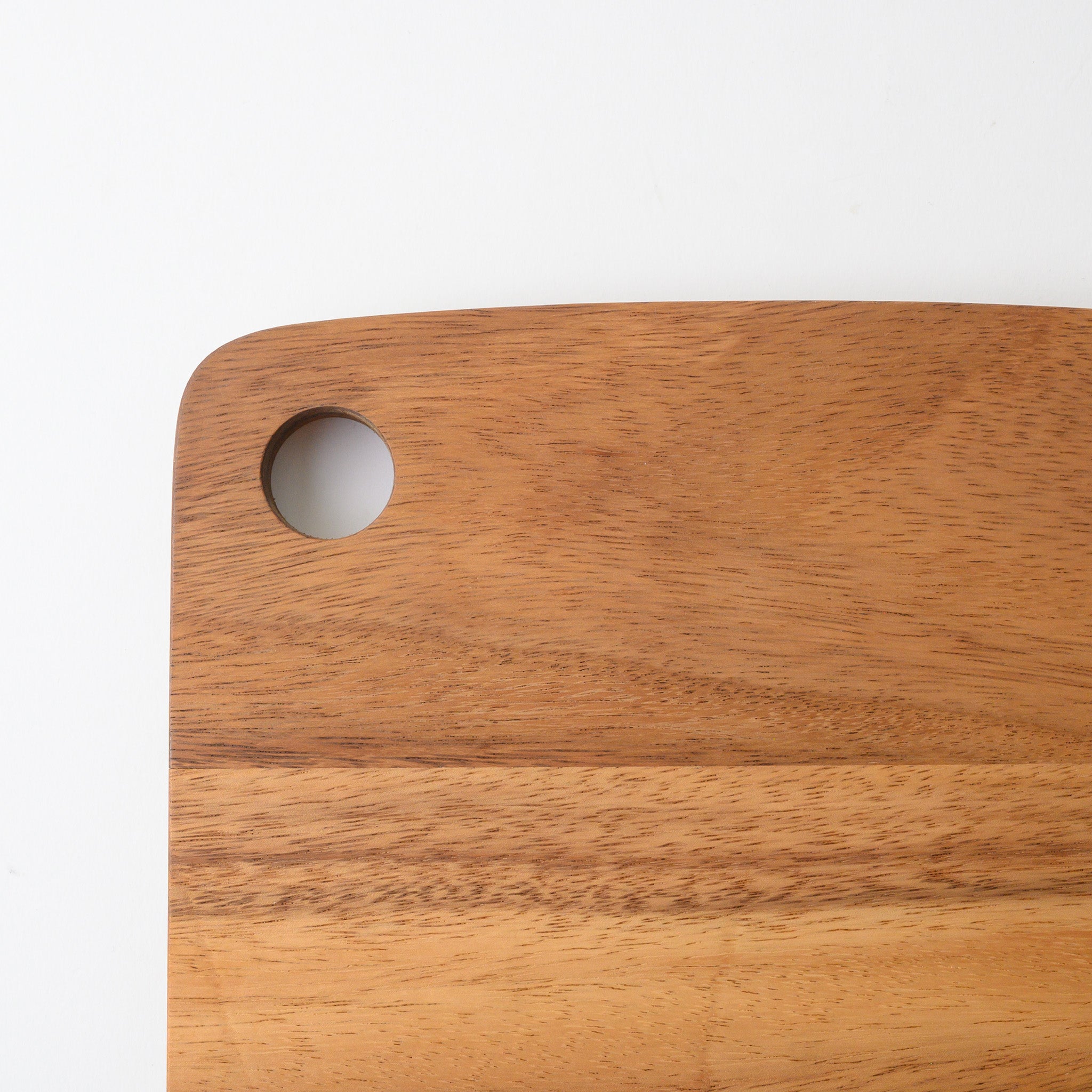 LIMPID CUTTING SQUARE (ACACIA)