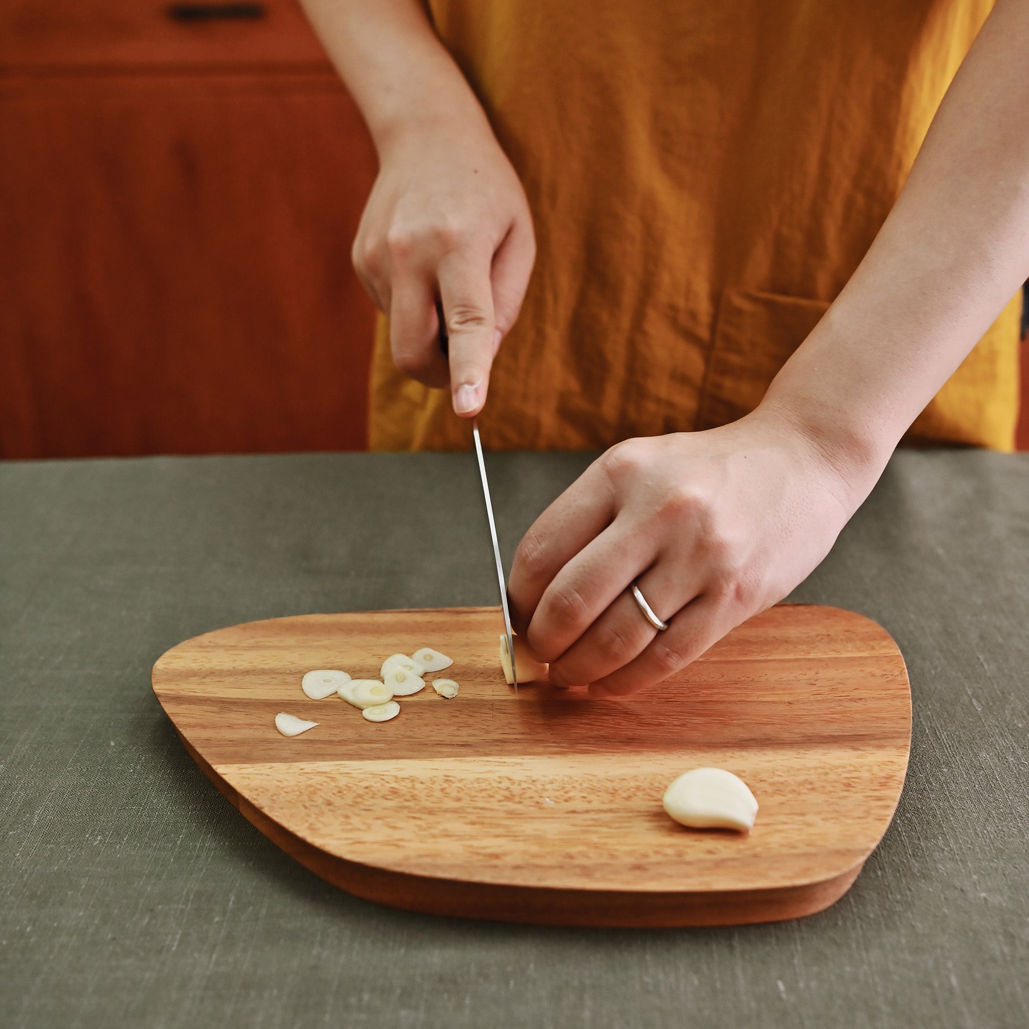 MARBLE CUTTING BOARD M