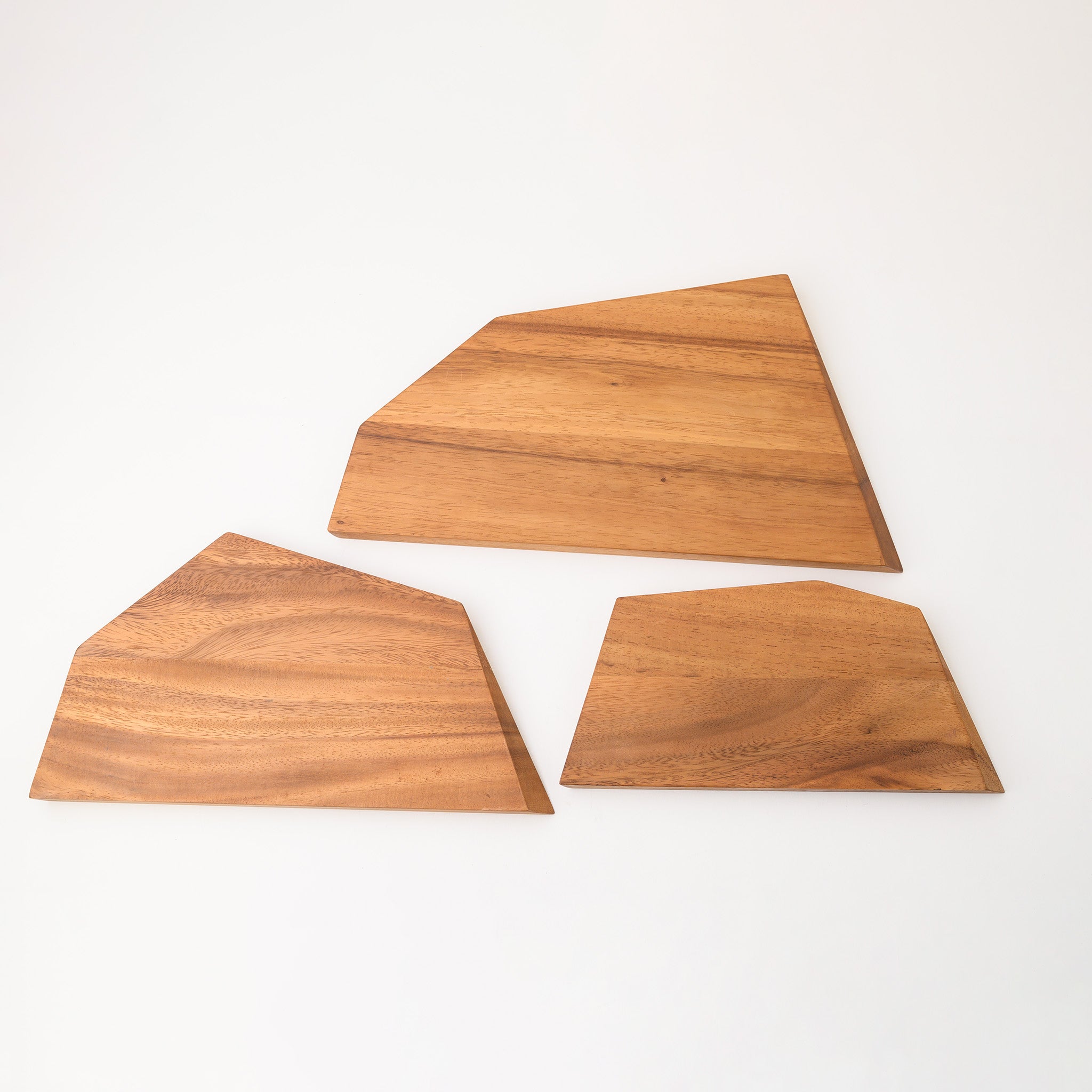 KNOLL CUTTING BOARD S
