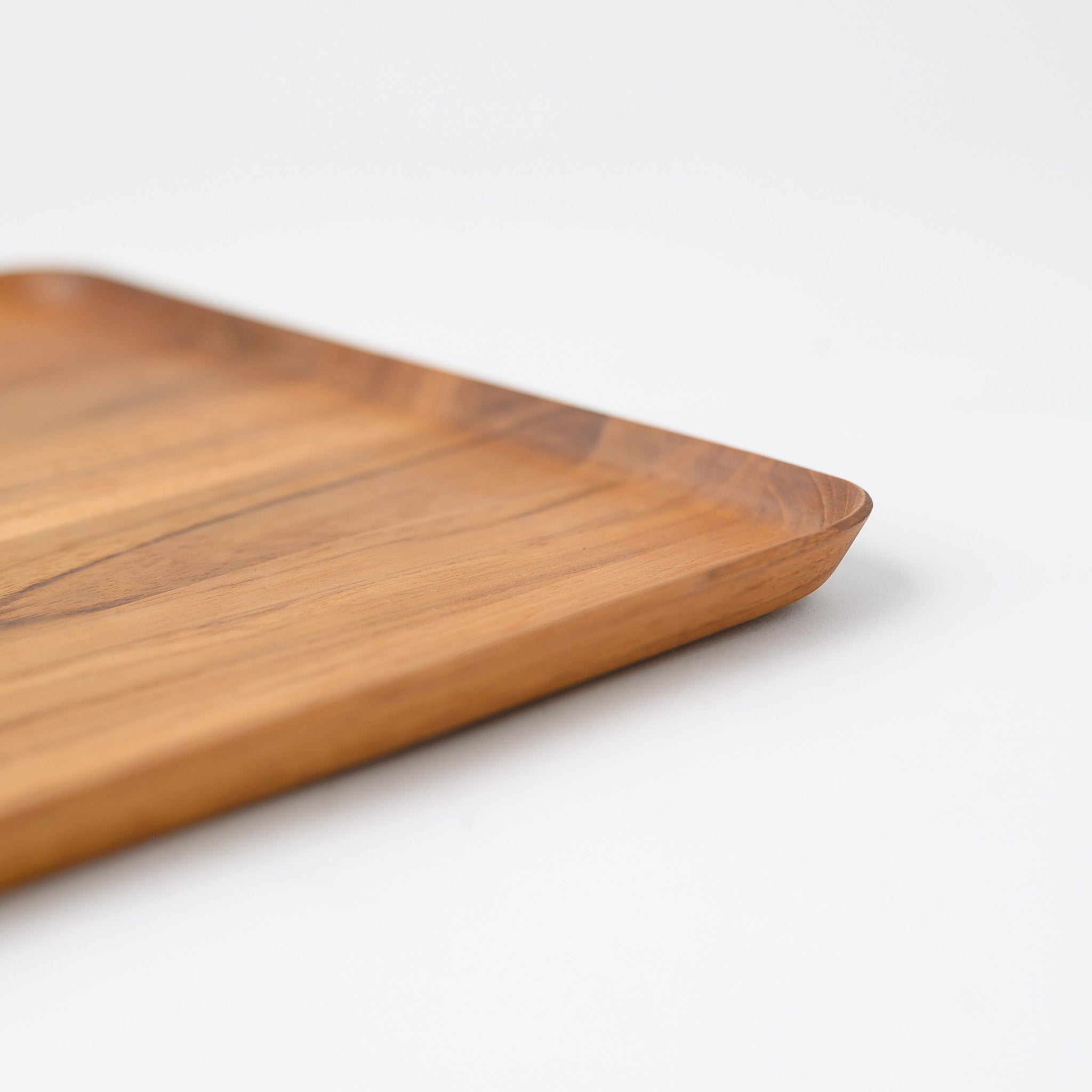 BLANCHE SQUARE TRAY 30 x 30 CM. (TEAK)