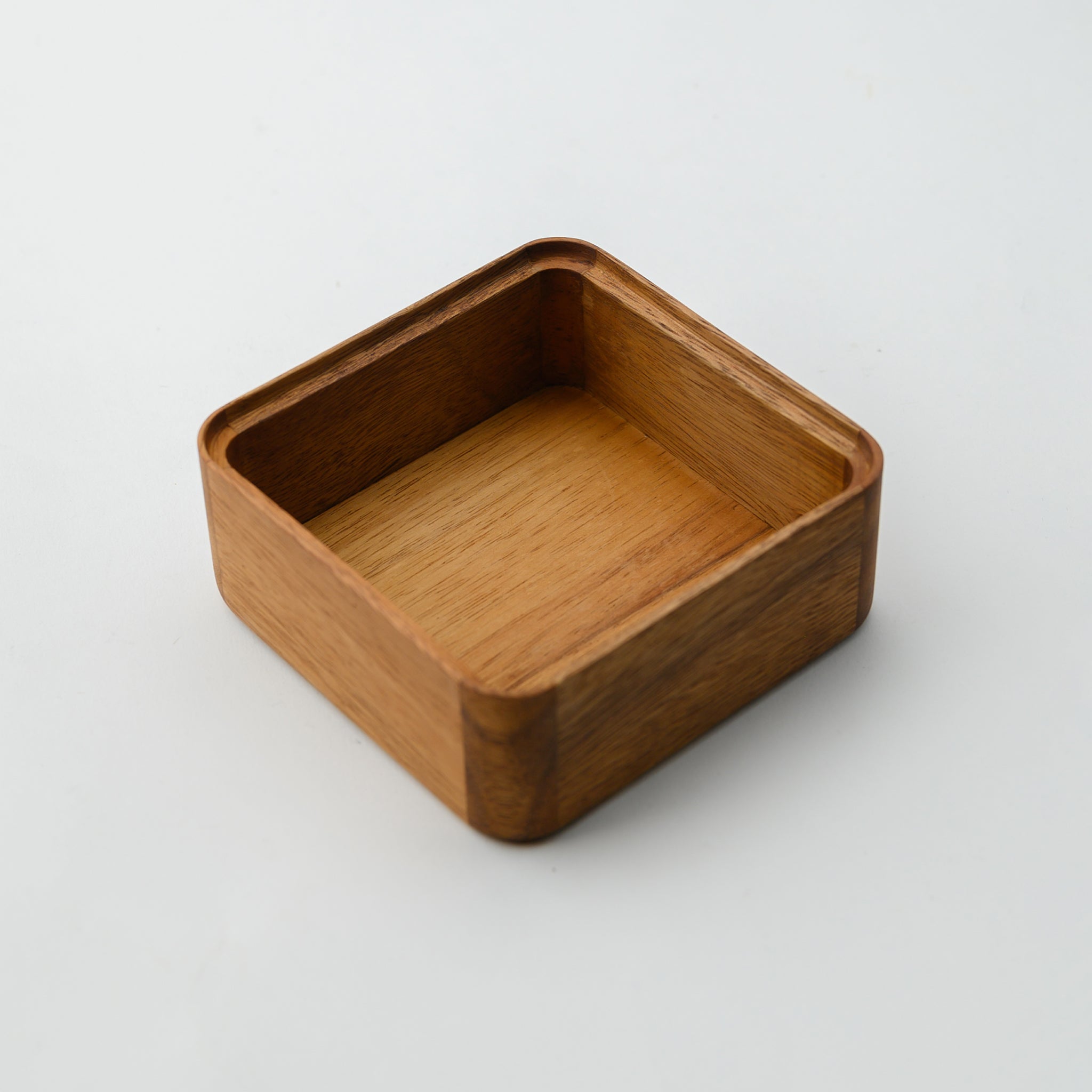 LIMPID ORGANIZER BOXES WITH LID 13 x 13 CM.