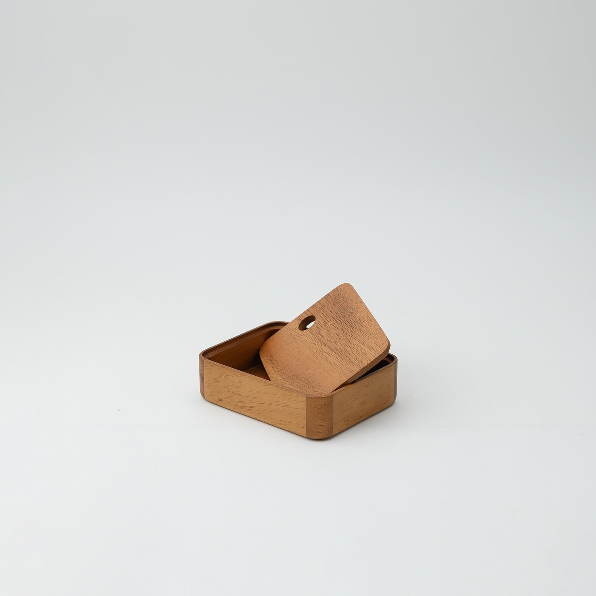 LIMPID ORGANIZER BOXES WITH LID 11.4 x 14.6 CM.