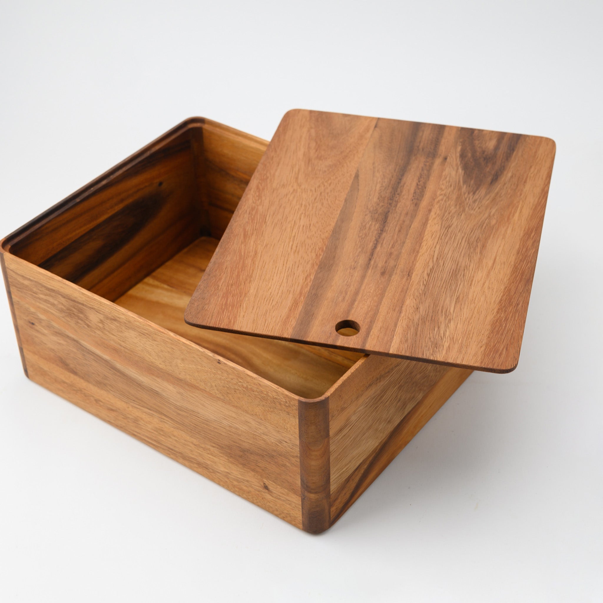 LIMPID ORGANIZER BOXES WITH LID 26 x 33 CM.