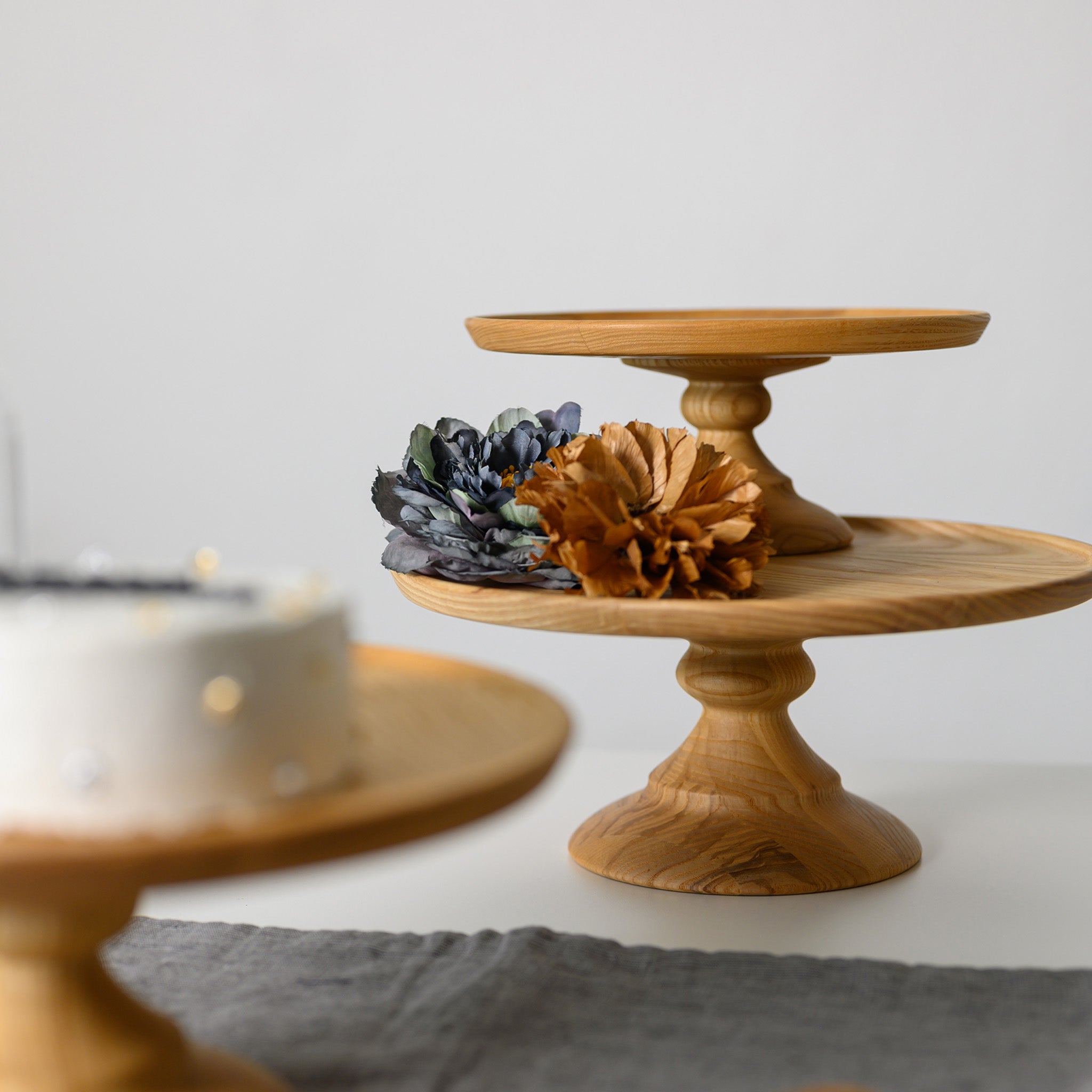 SCALA CAKE STAND 21.5 CM.