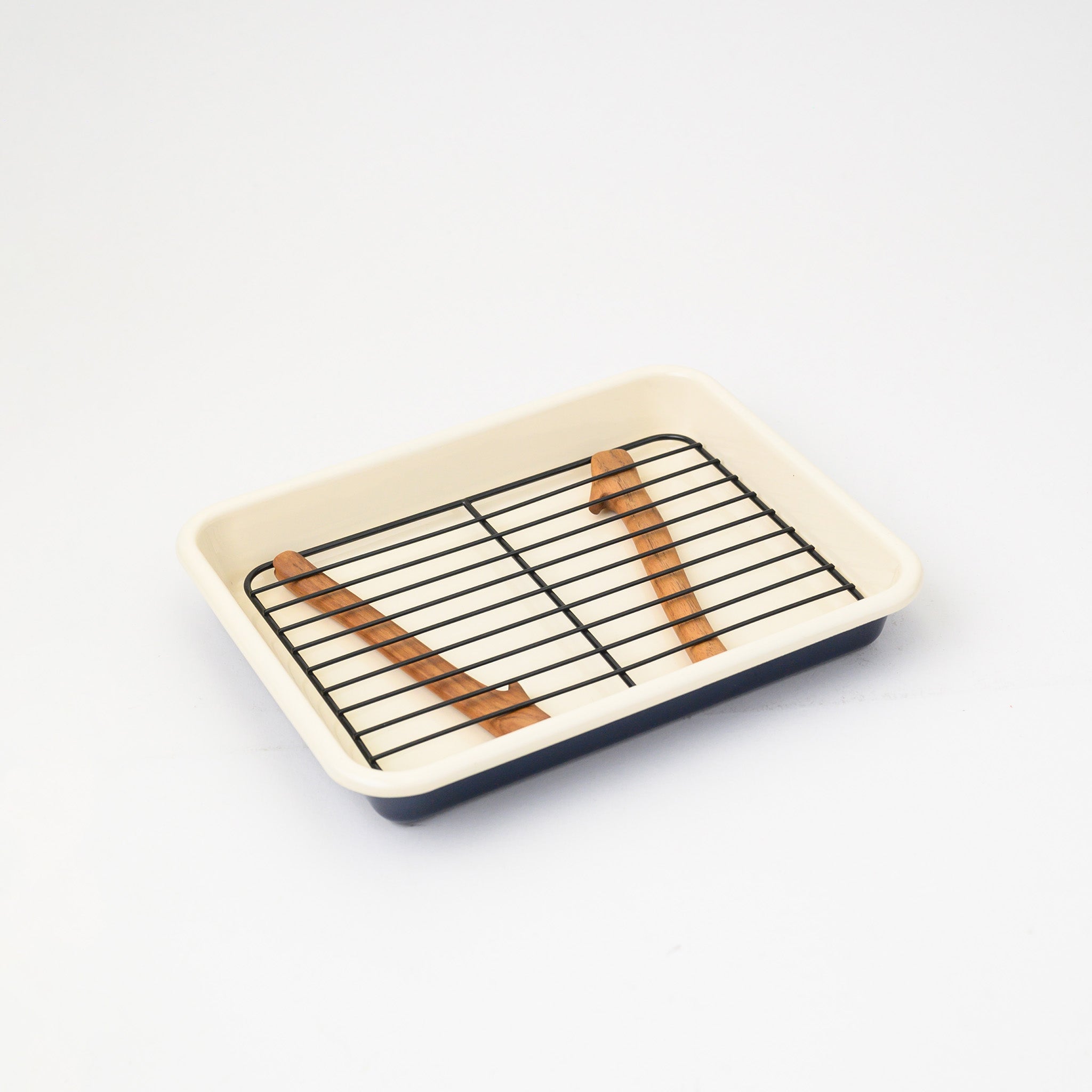 ENAMEL BAKING TRAY MID – BLUE SIZE M