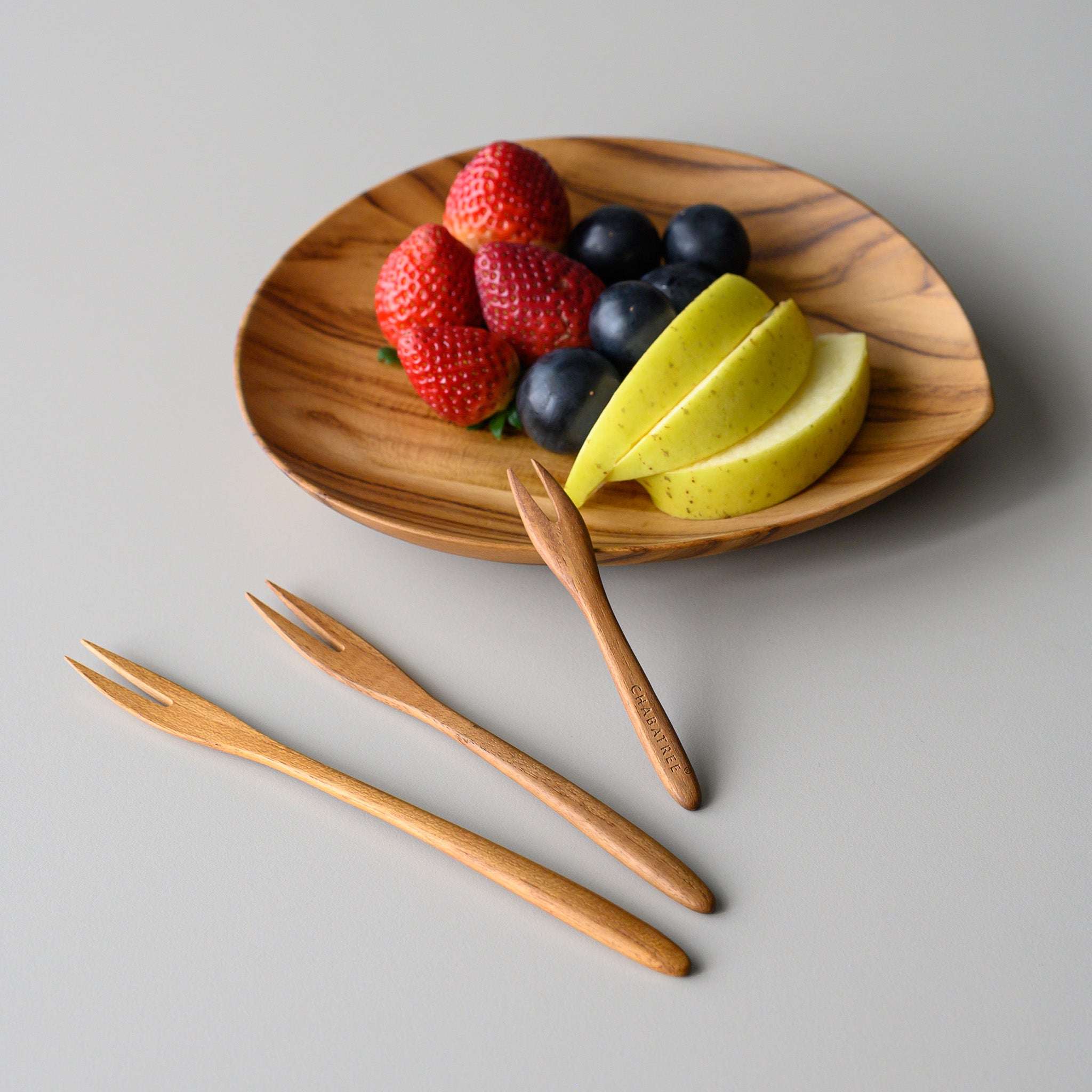 LONDON LONG FRUIT FORK 16 CM.