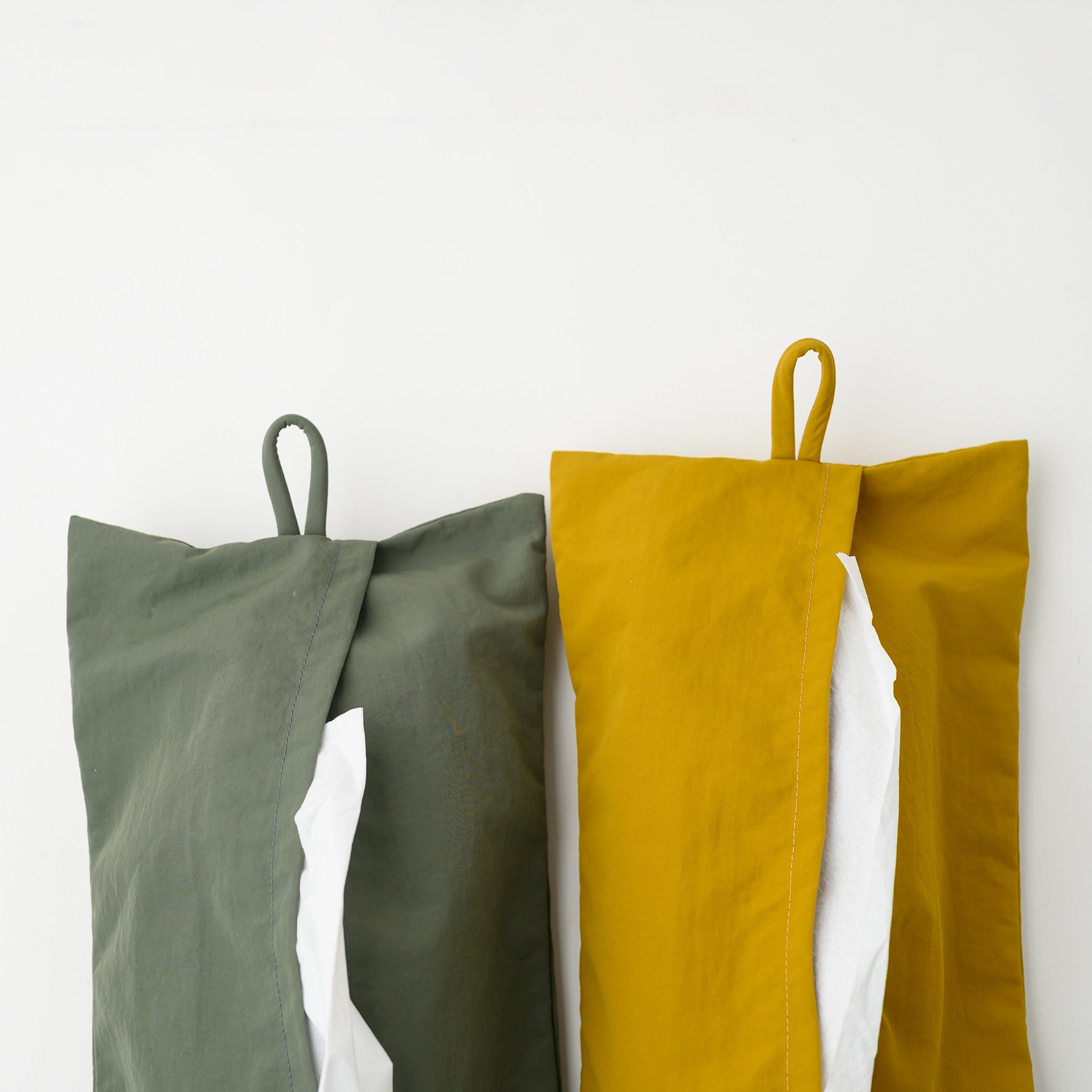PAPER HAND TOWEL COVER
