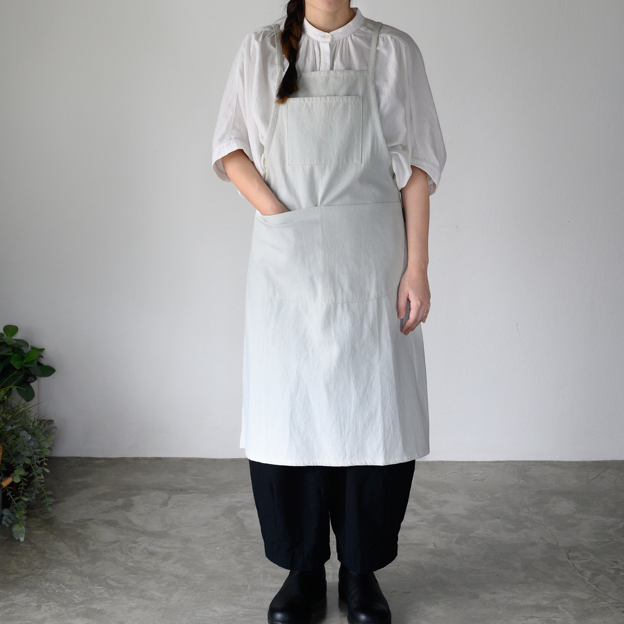 KITCHEN APRON OLIVIA