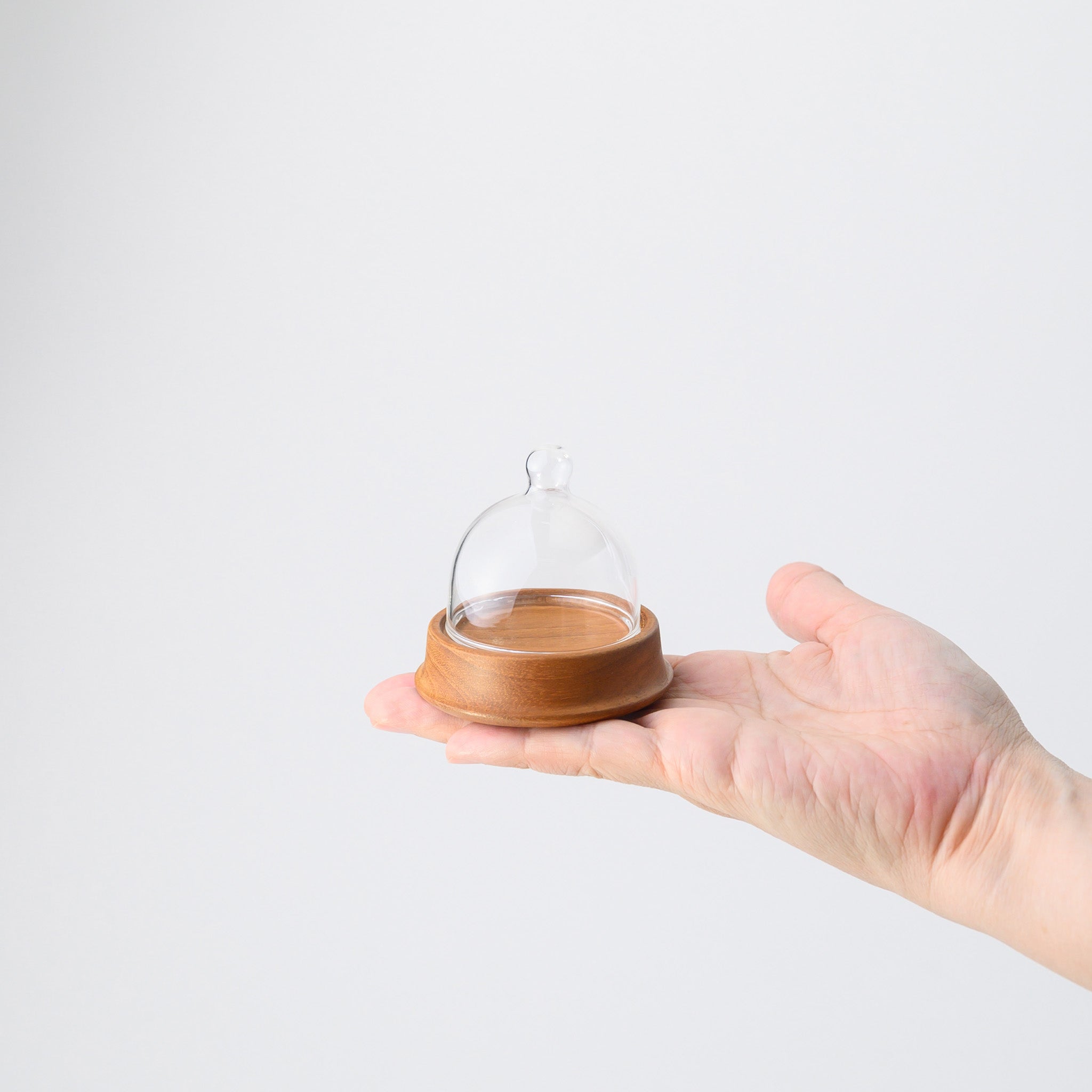 SCE'NE STAND 6.8 CM