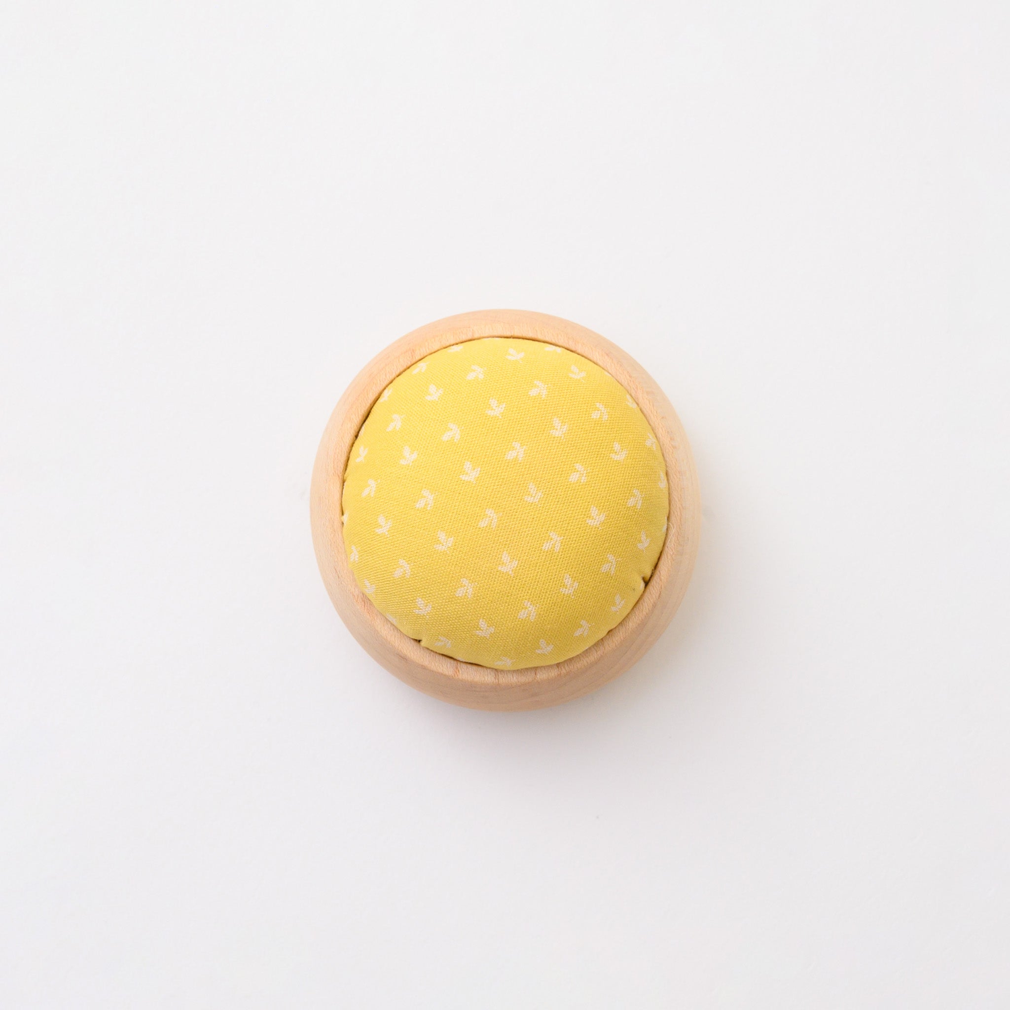 PINCUSHION 6.5 CM. (MAPLE)