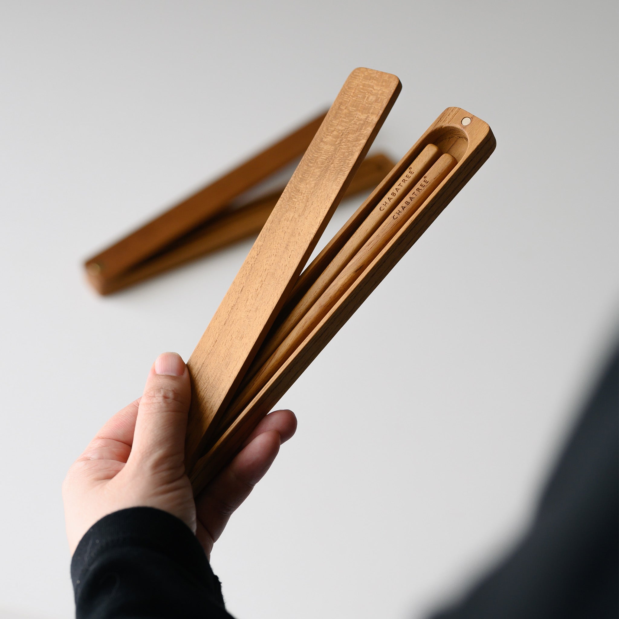 "COMPASS" CHOPSTICKS WITH CASE (SQUARE) 17 (TEAK)