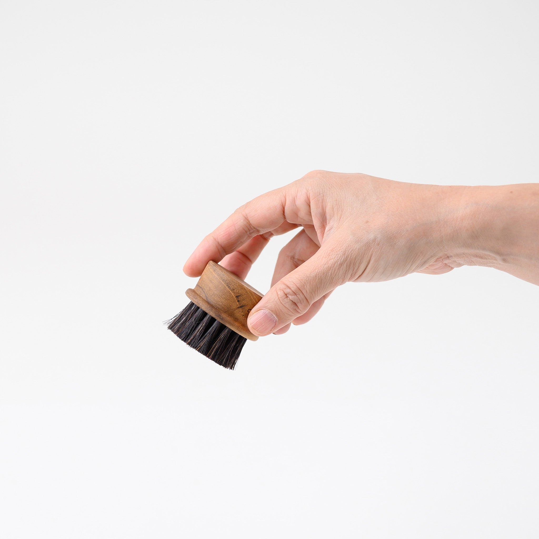 ARBORA PETIT HORSE HAIR BRUSH