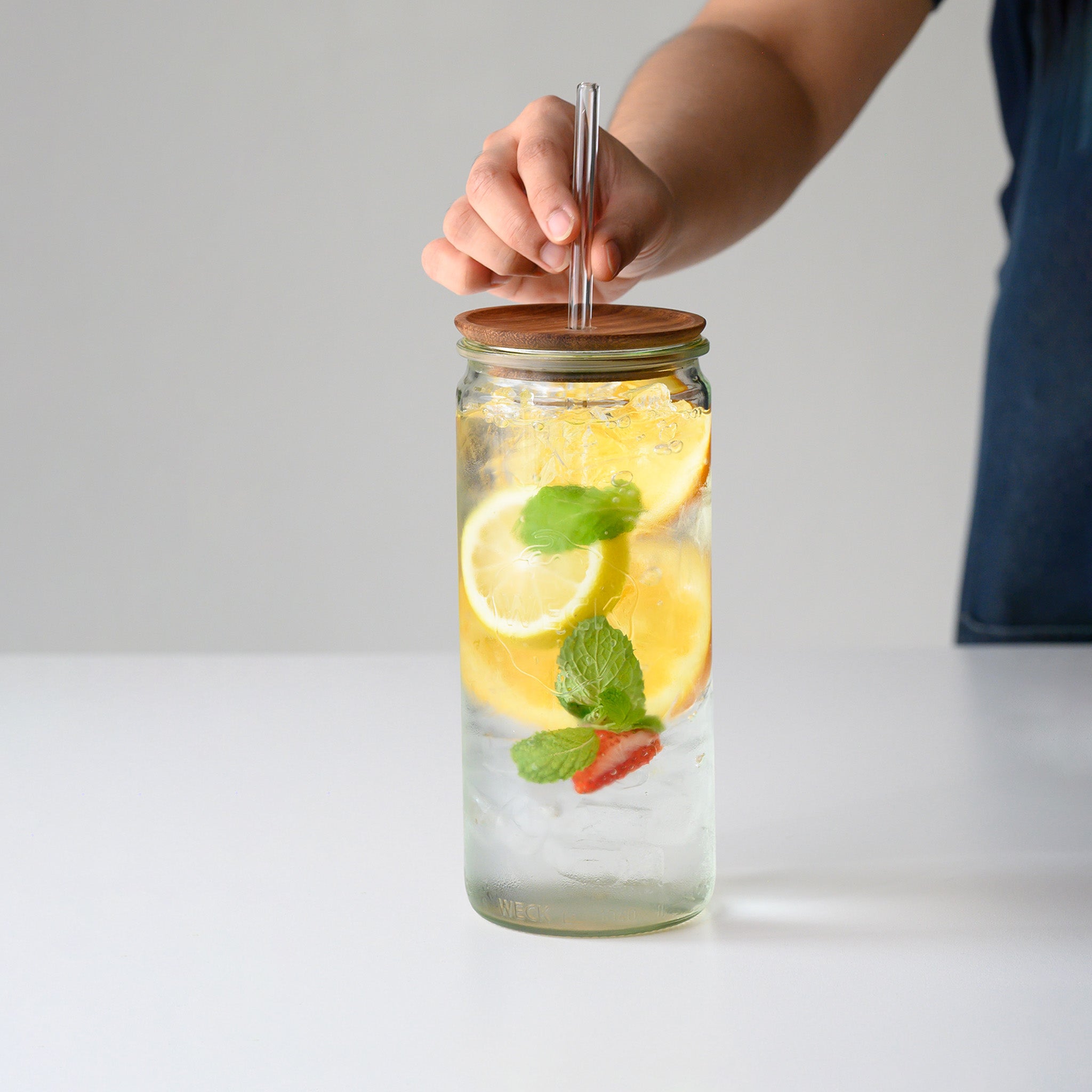 SIP & CAP CYLINDER JAR 1040 ML