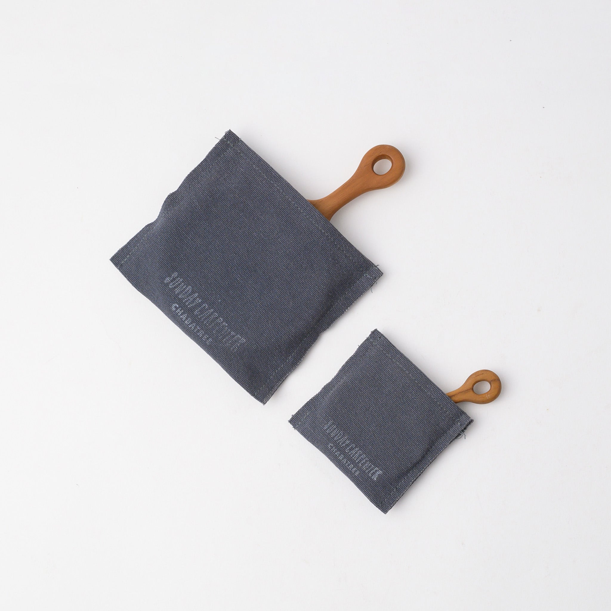 HAND MIRROR D5