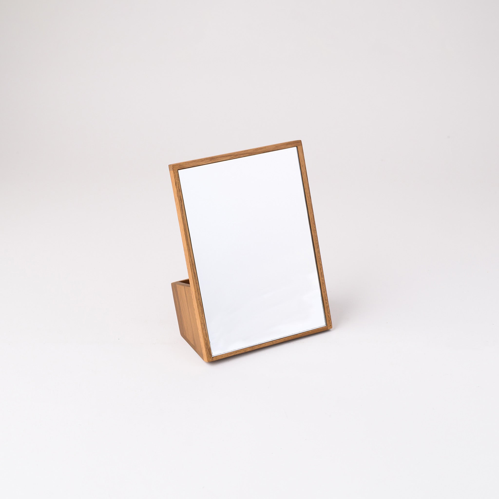 DESK STAND MIRROR (TEAK)