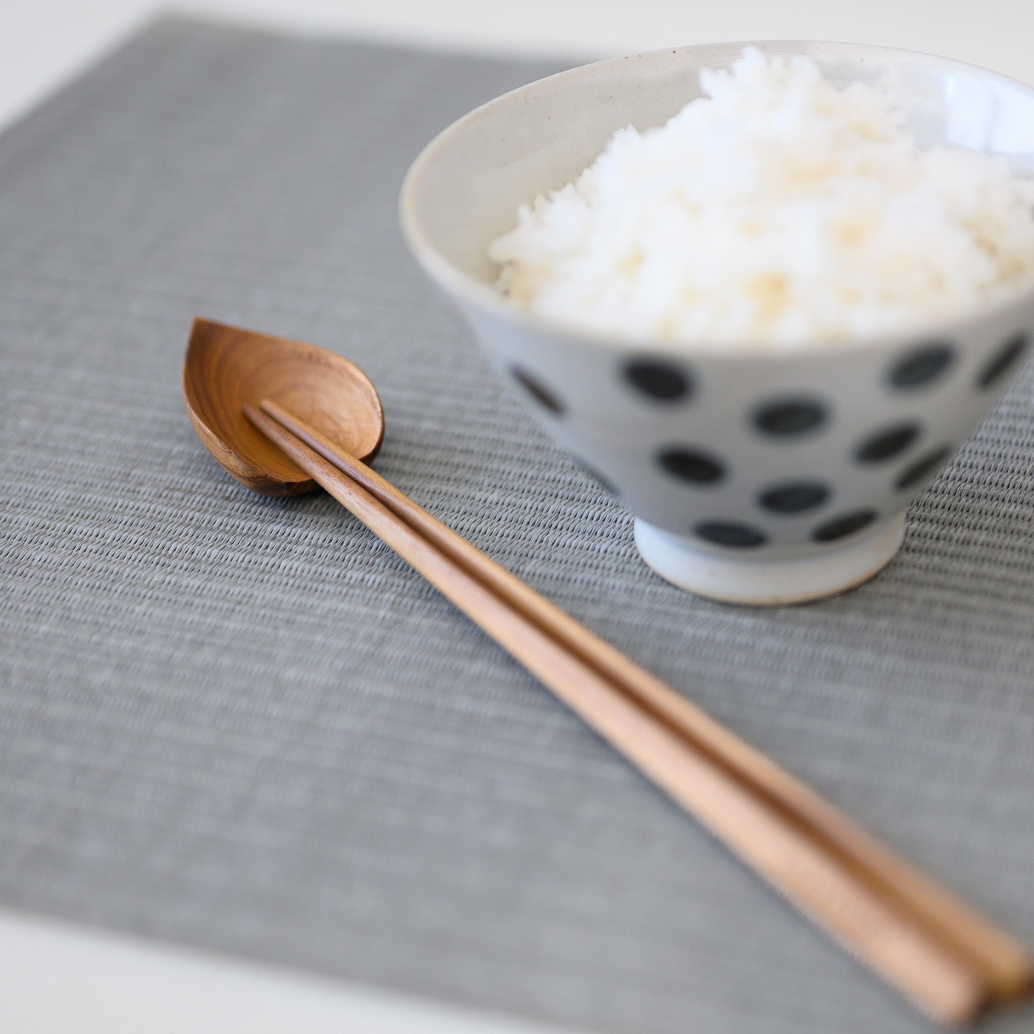 LOTUS CHOPSTICKS REST (2 PCS)