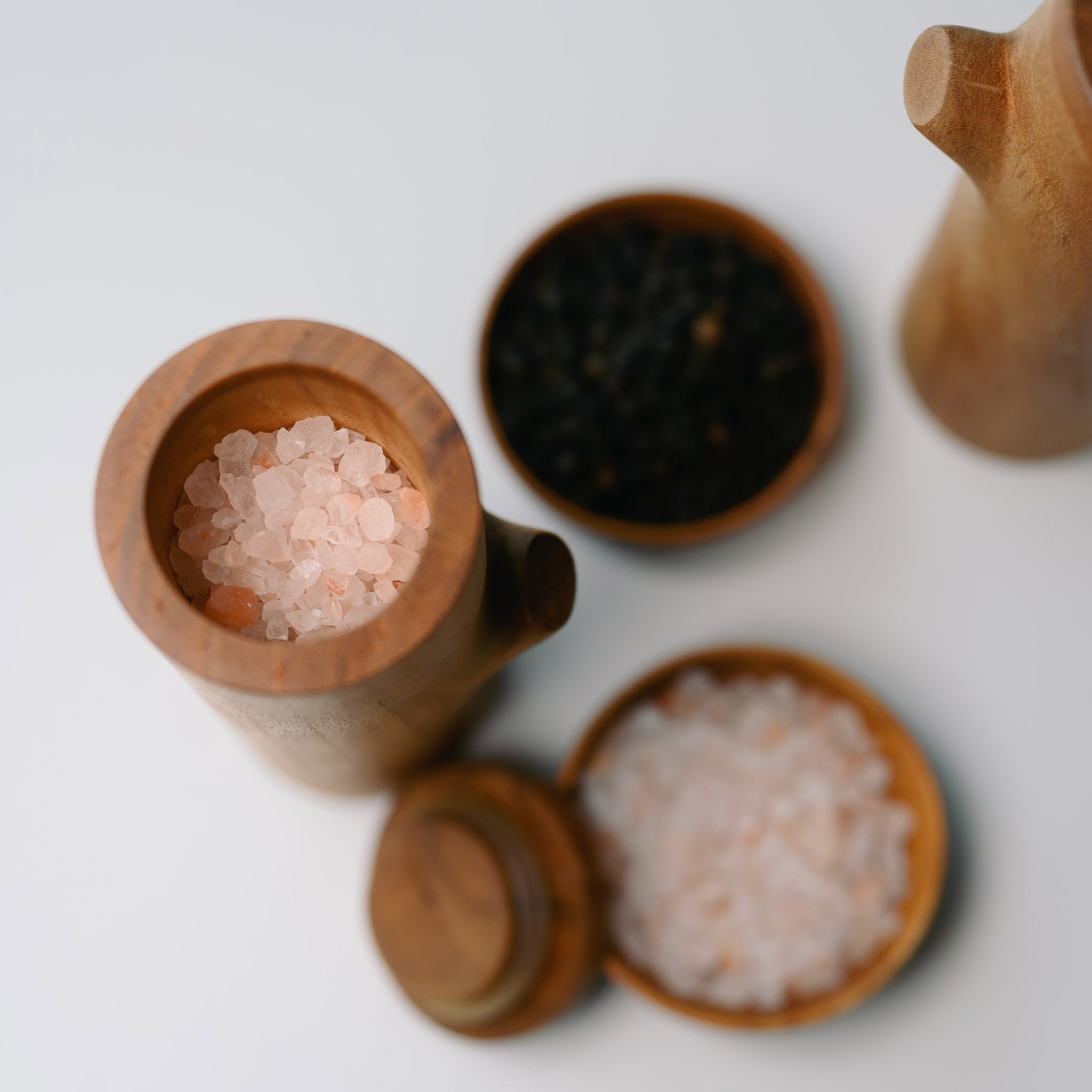 FOREST SALT AND PEPPER (TEAK)