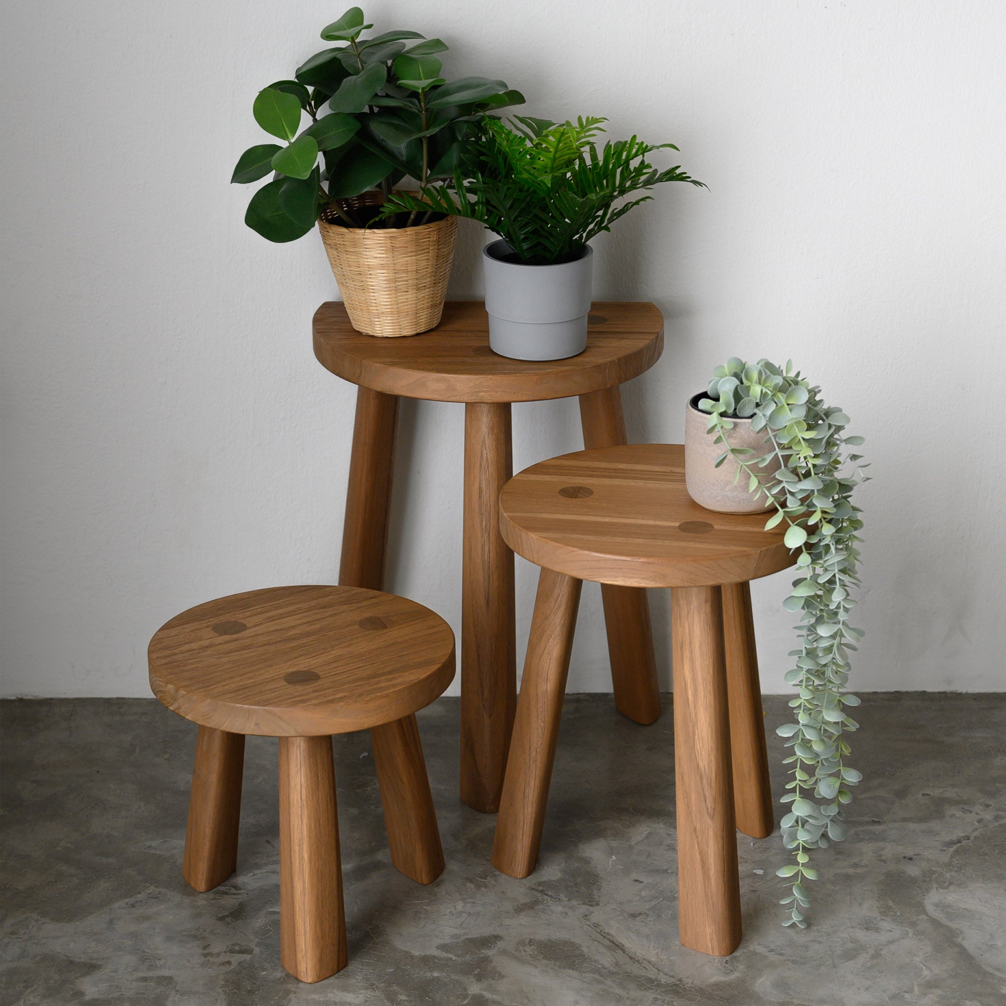 BUTTON STOOL 27 (TEAK)
