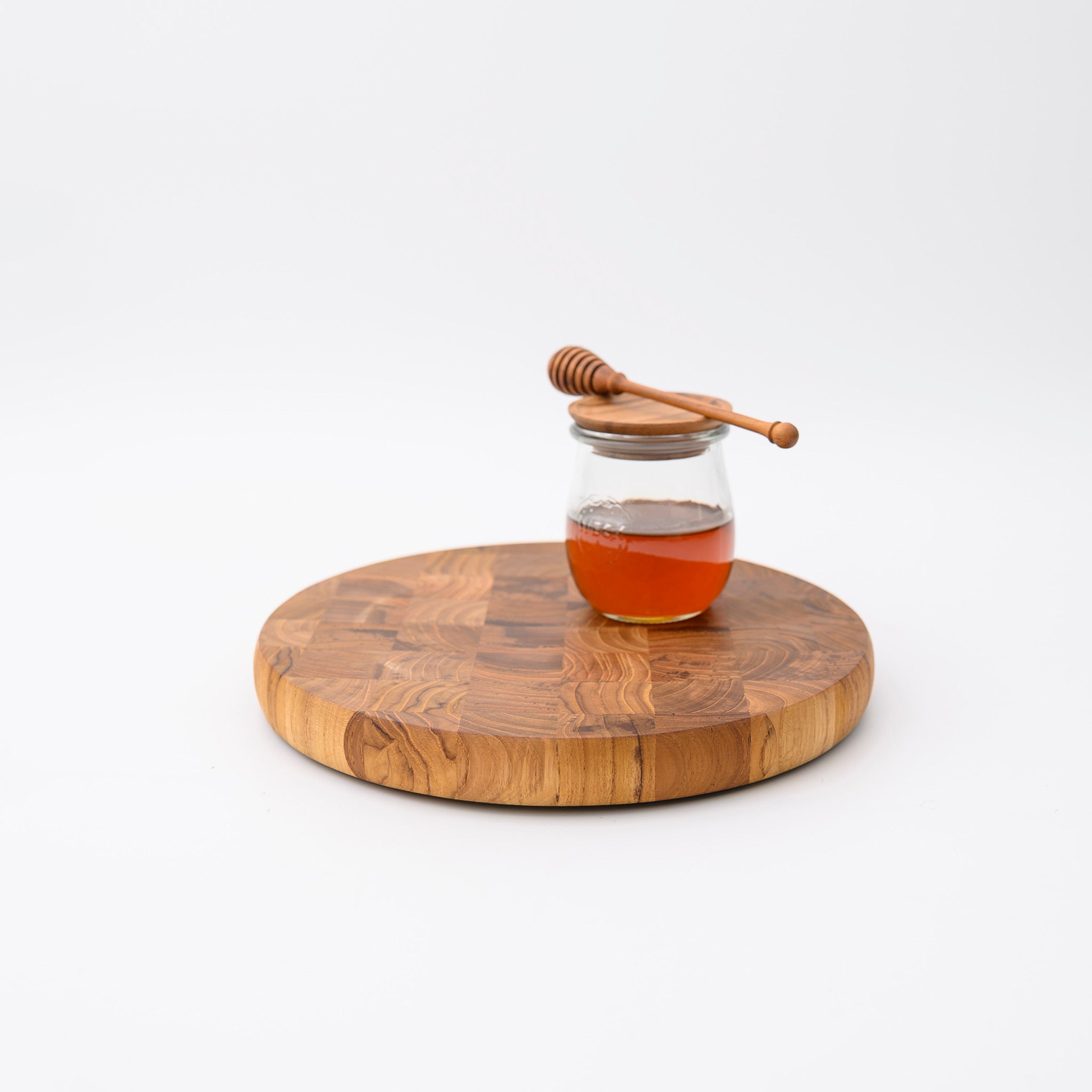 BISCUIT CUTTING BOARD ROUND 20