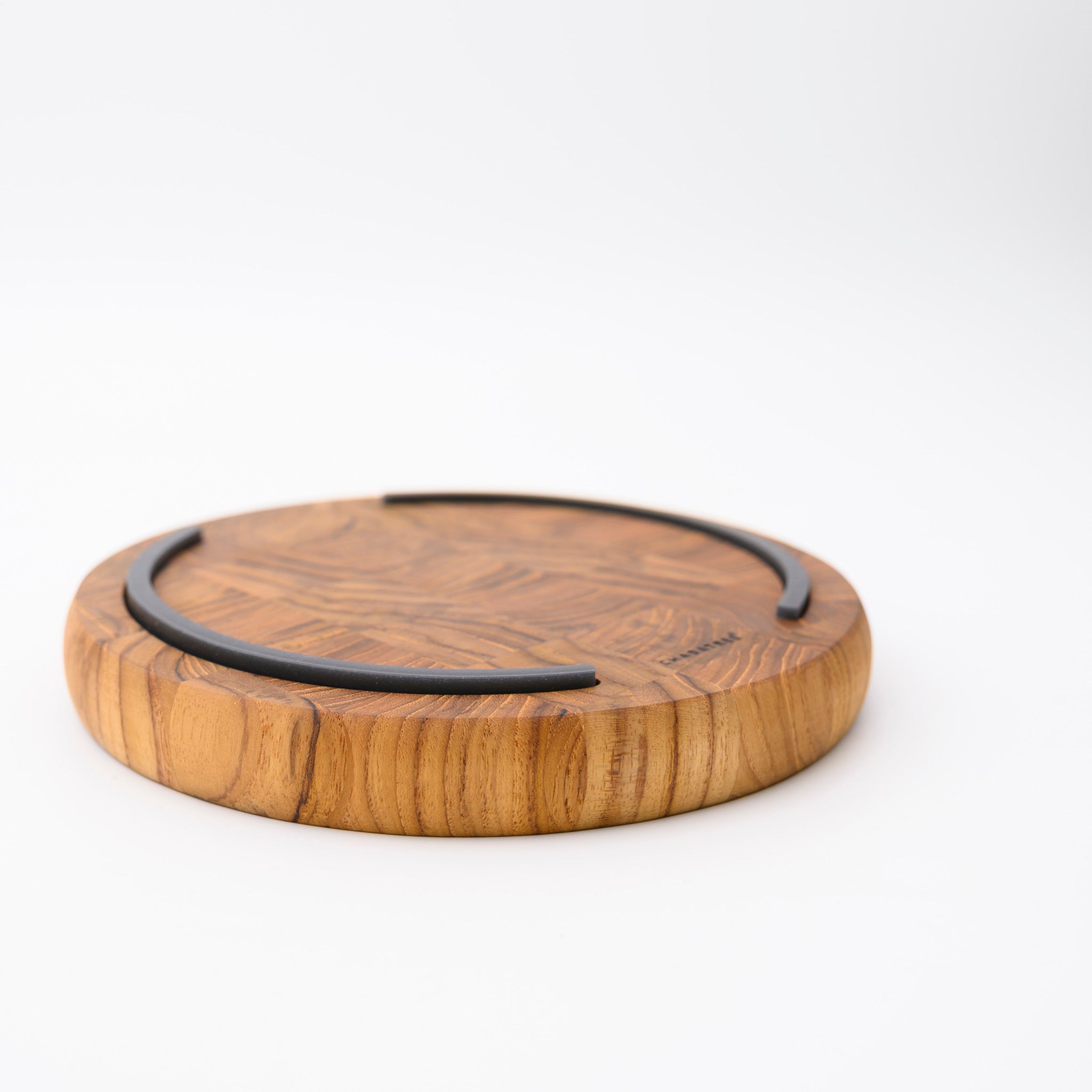 BISCUIT CUTTING BOARD ROUND 20