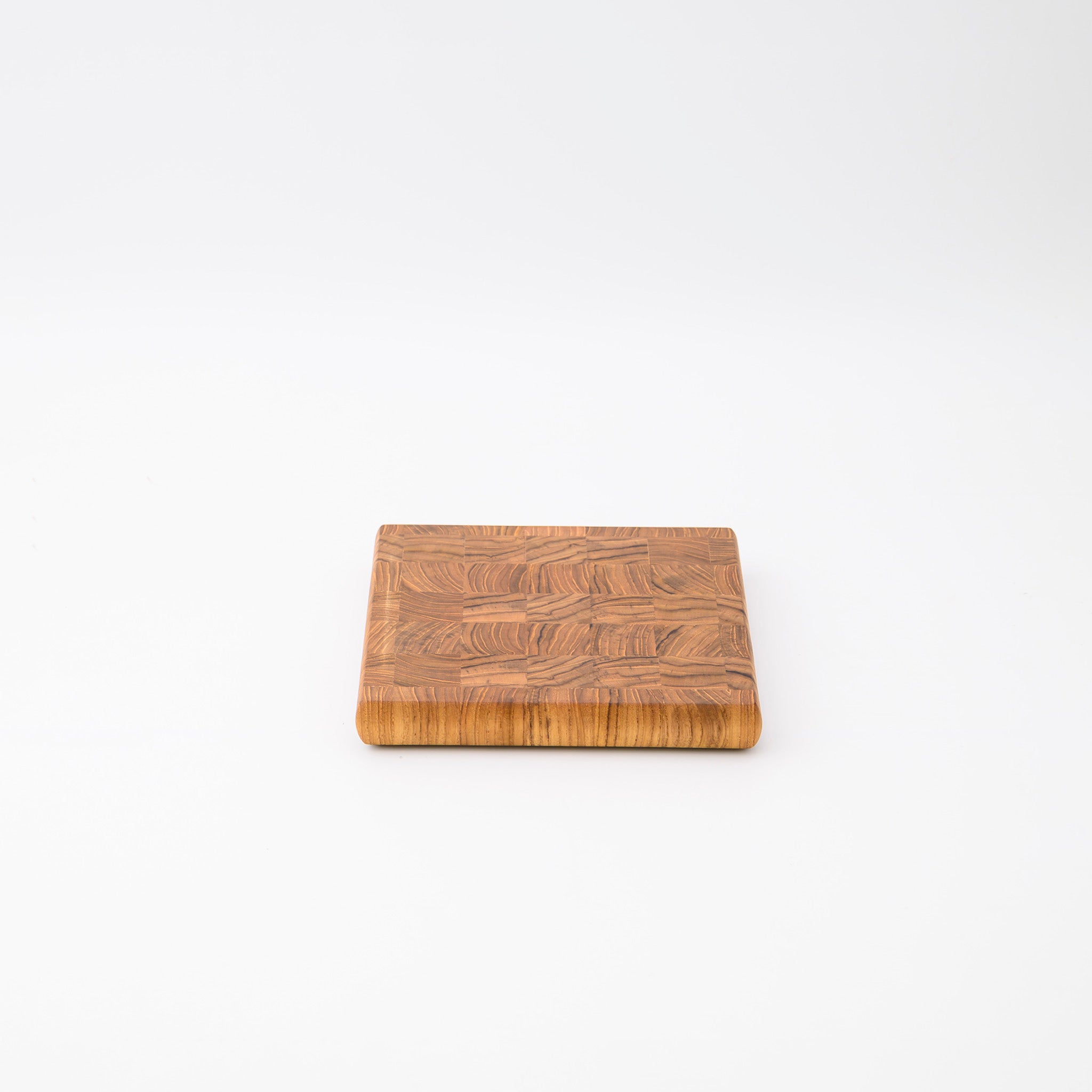 BISCUIT CUTTING BOARD SQUARE 20