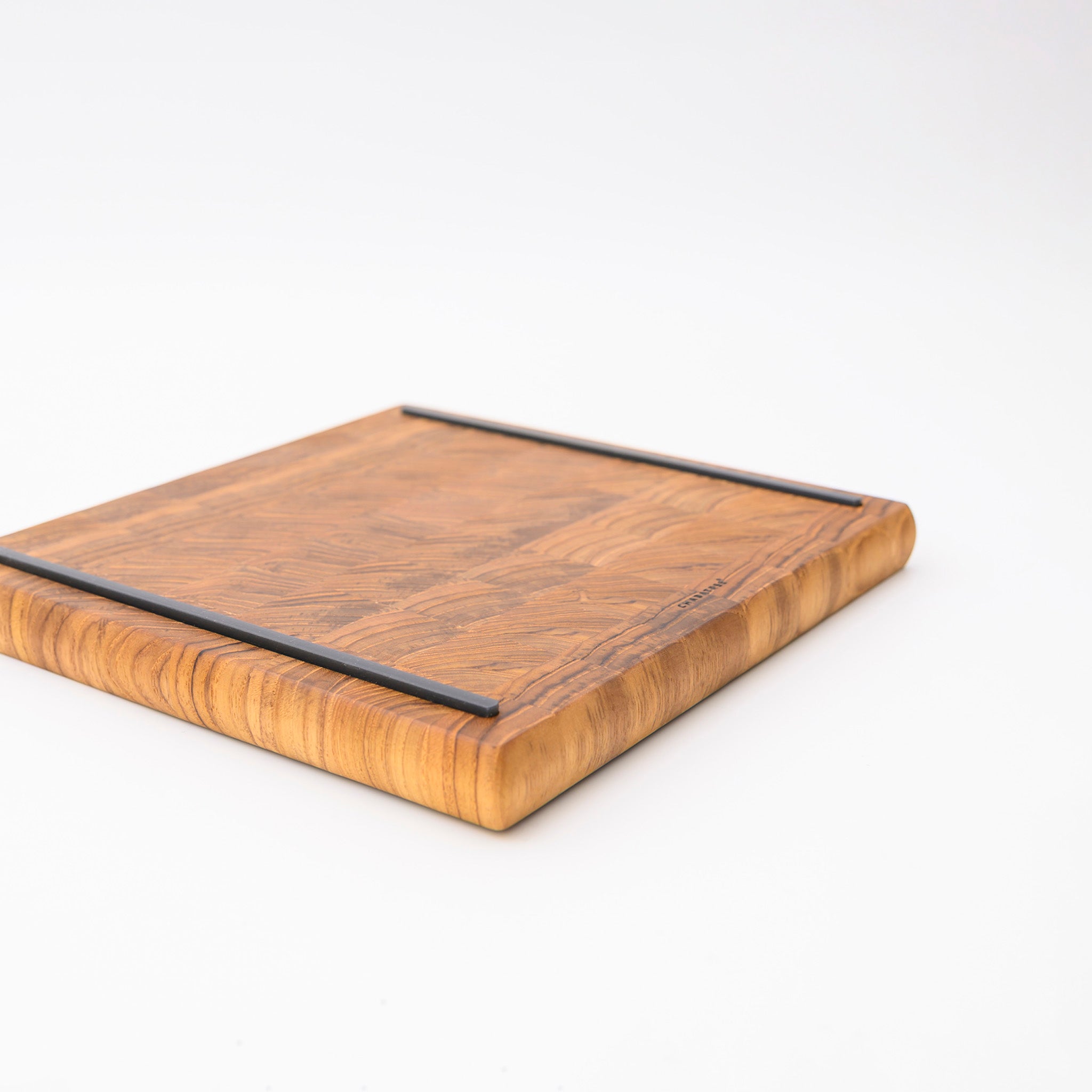 BISCUIT CUTTING BOARD SQUARE 25