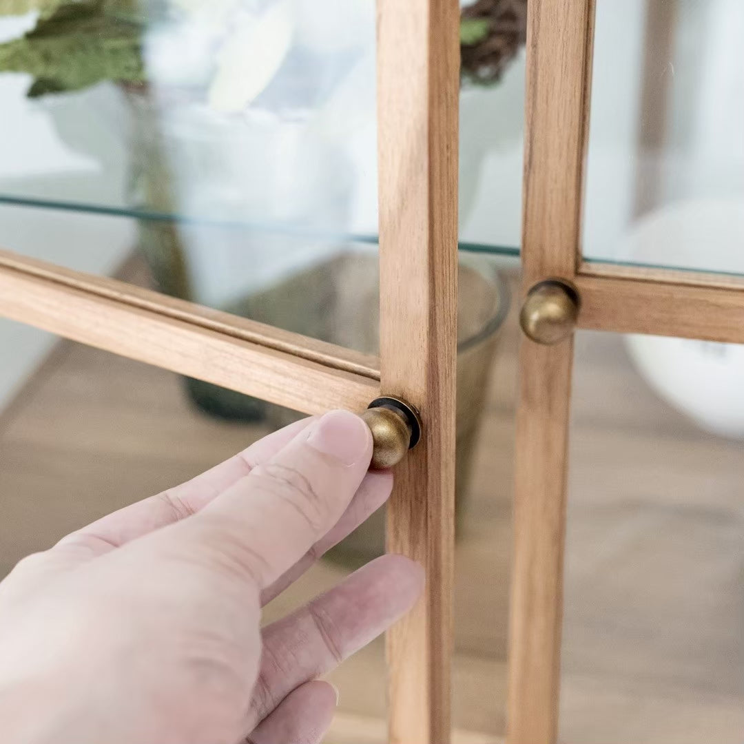MINIMALIST SMALL CABINET