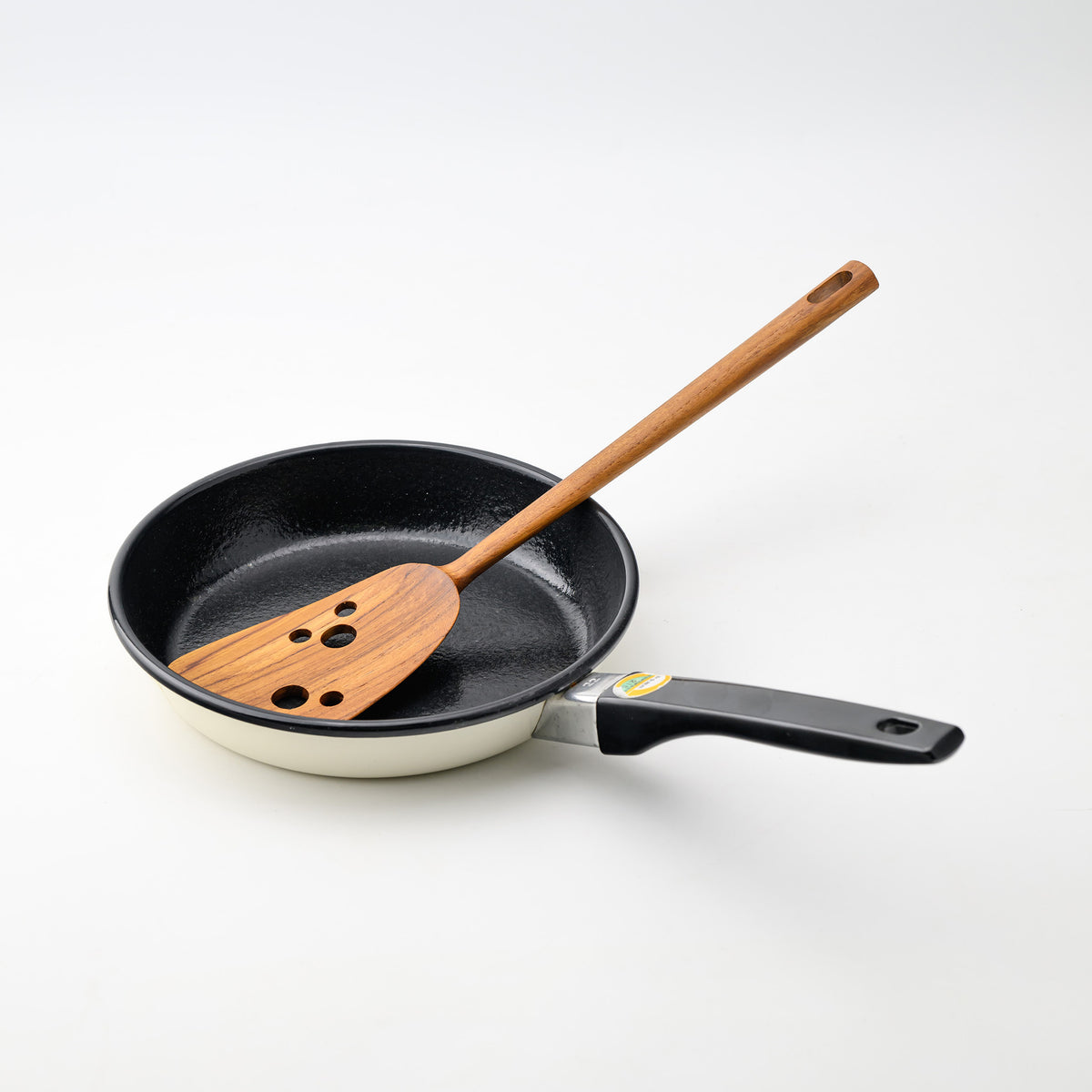 LIMPID SPATULA WITH HOLES (TEAK)