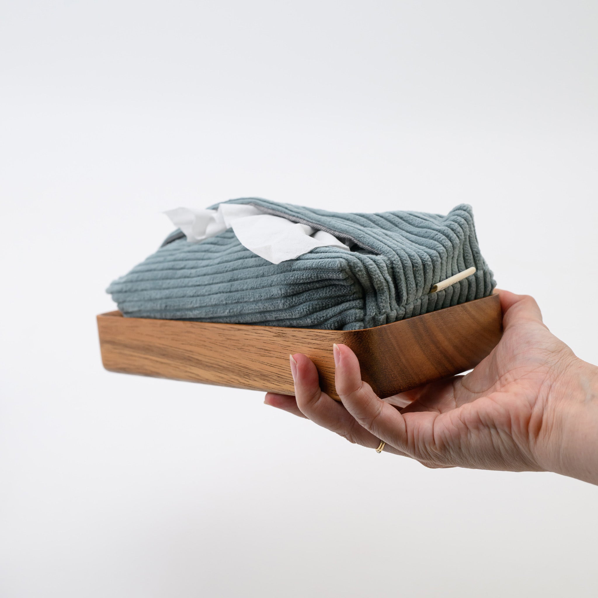 COCOON TISSUE HOLDER L