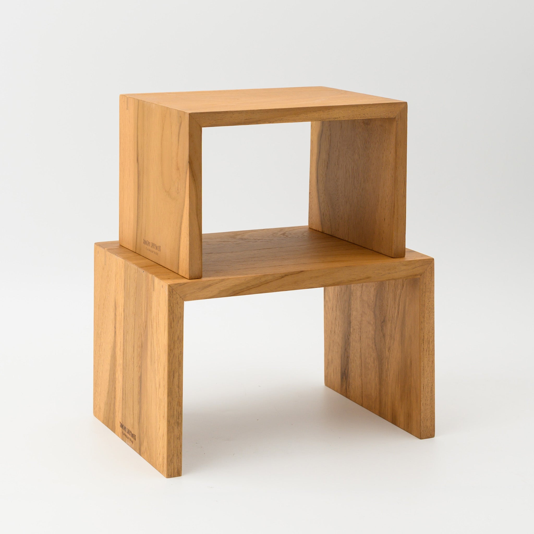 WOODEN DISPLAY STEP 25-15 CM. (TEAK)