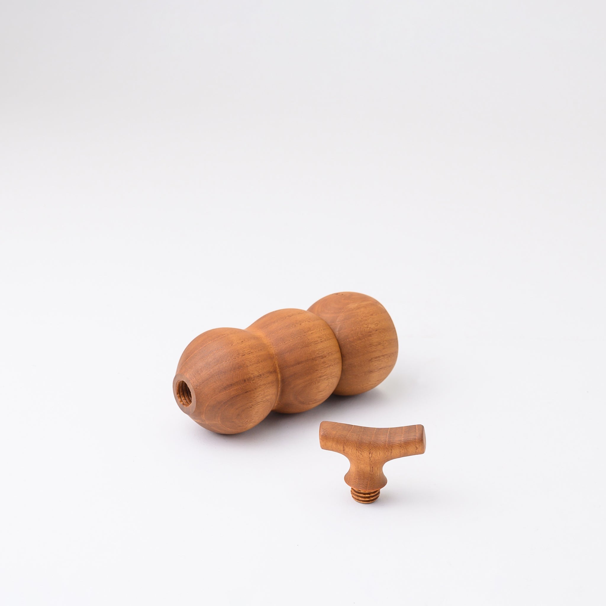 PEPPERSEED GRINDER (TEAK)