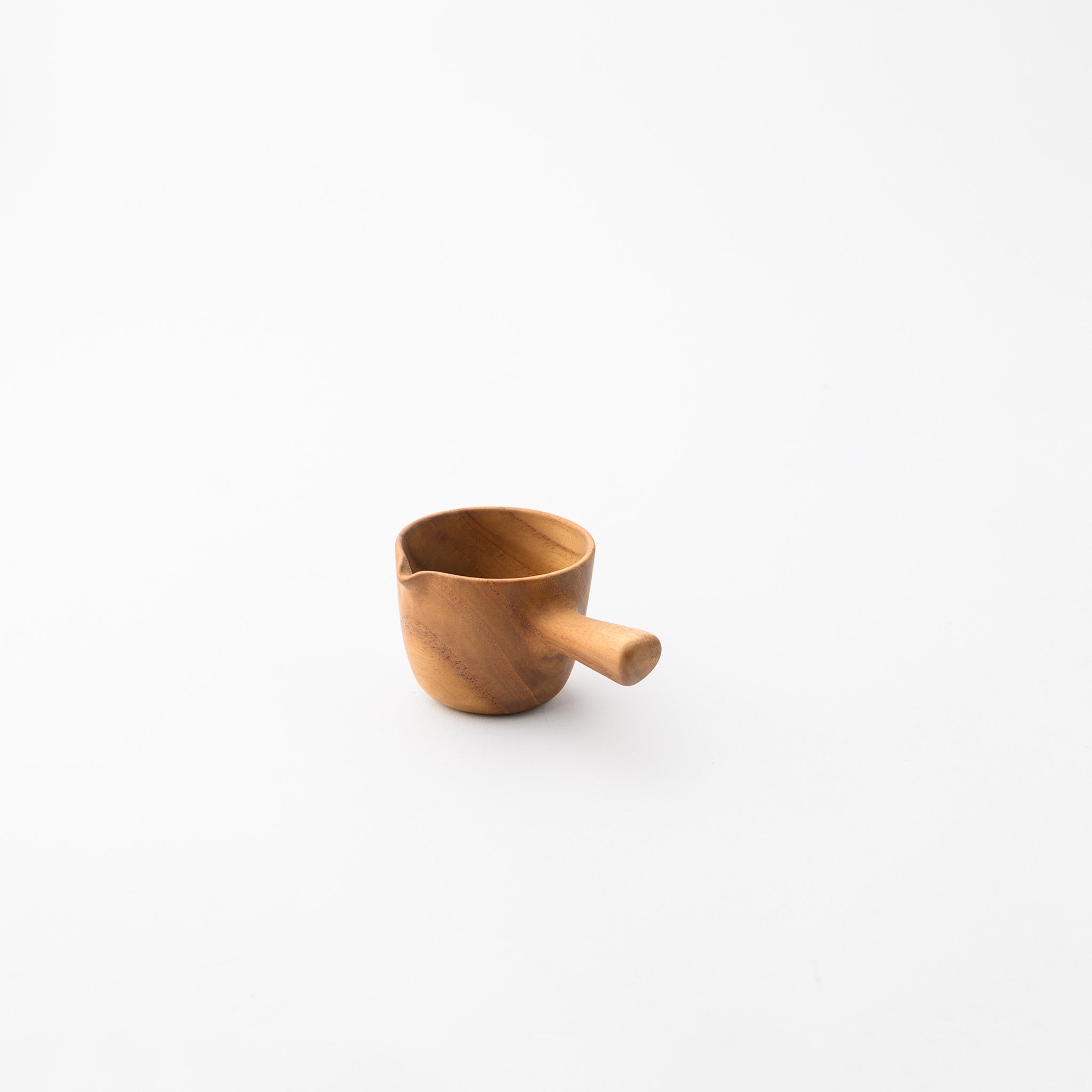 MILK AND SAUCE CUP 6 CM.
