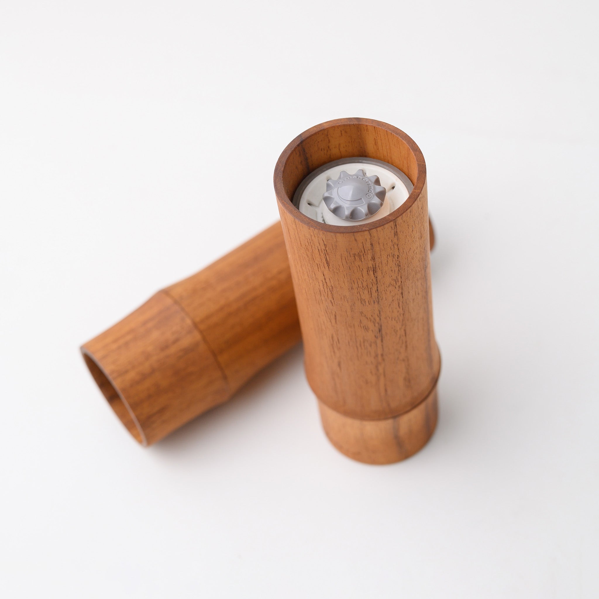 BAMBOO SALT & PEPPER SET (TEAK)