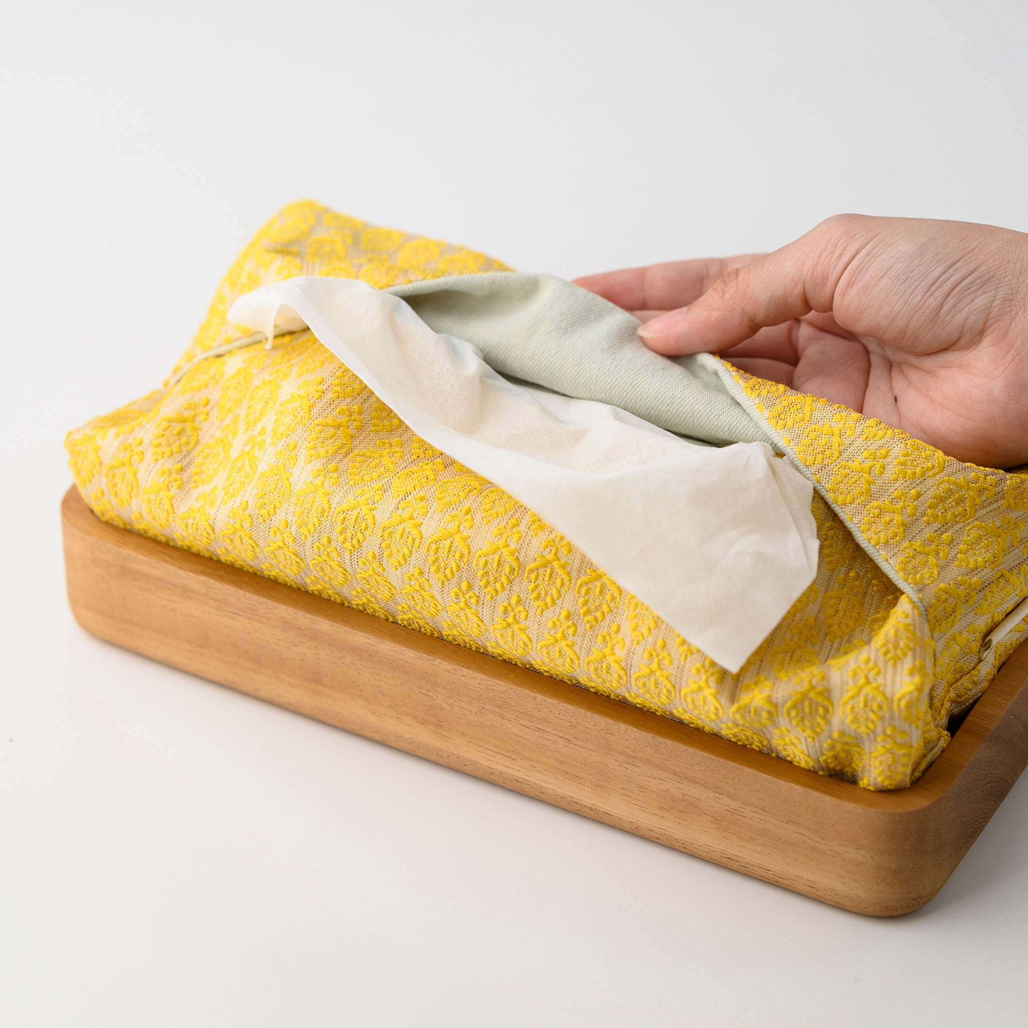 COCOON TISSUE HOLDER L (YELLOW 1)