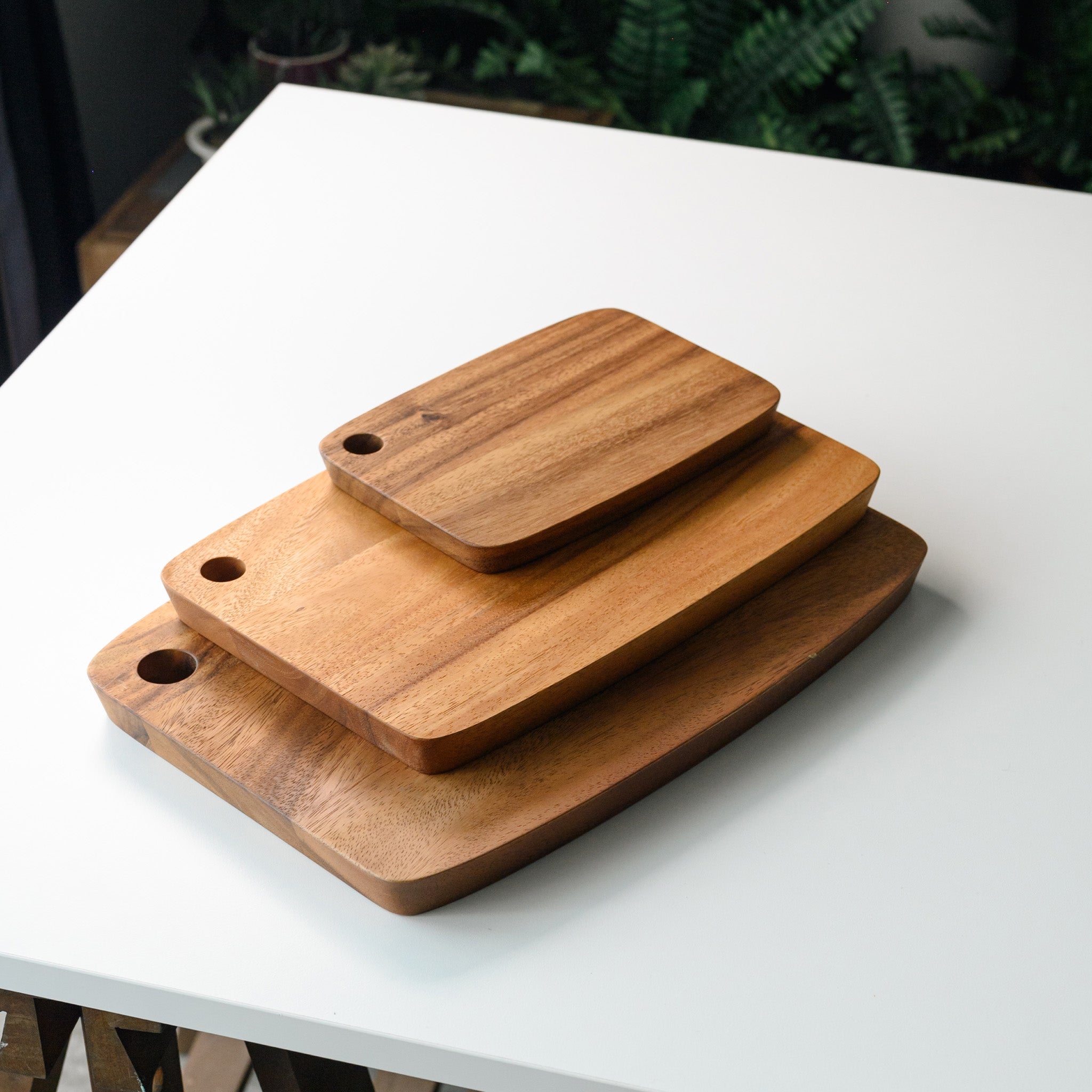 LIMPID CUTTING BOARD L (ACACIA)