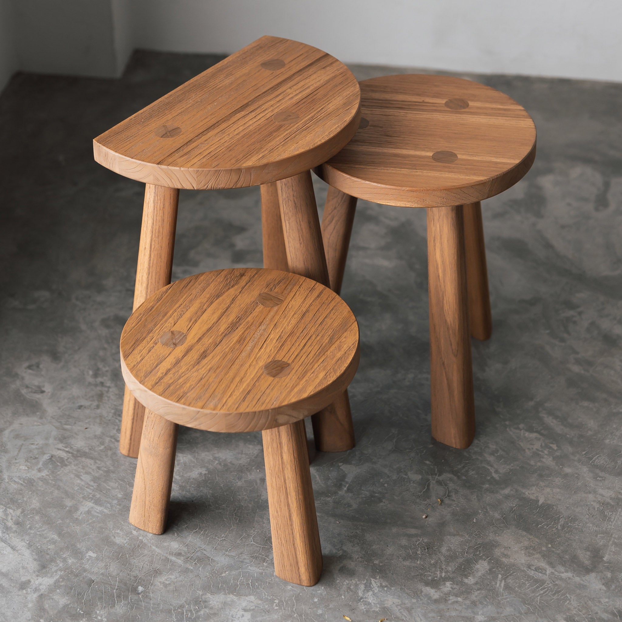 BUTTON STOOL 29 (TEAK)